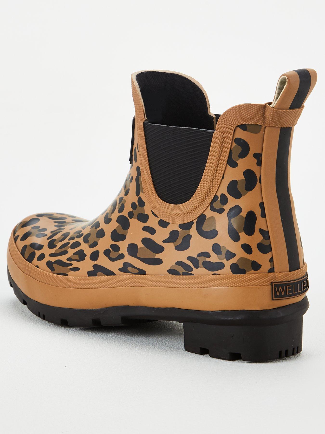 wellibobs size 7