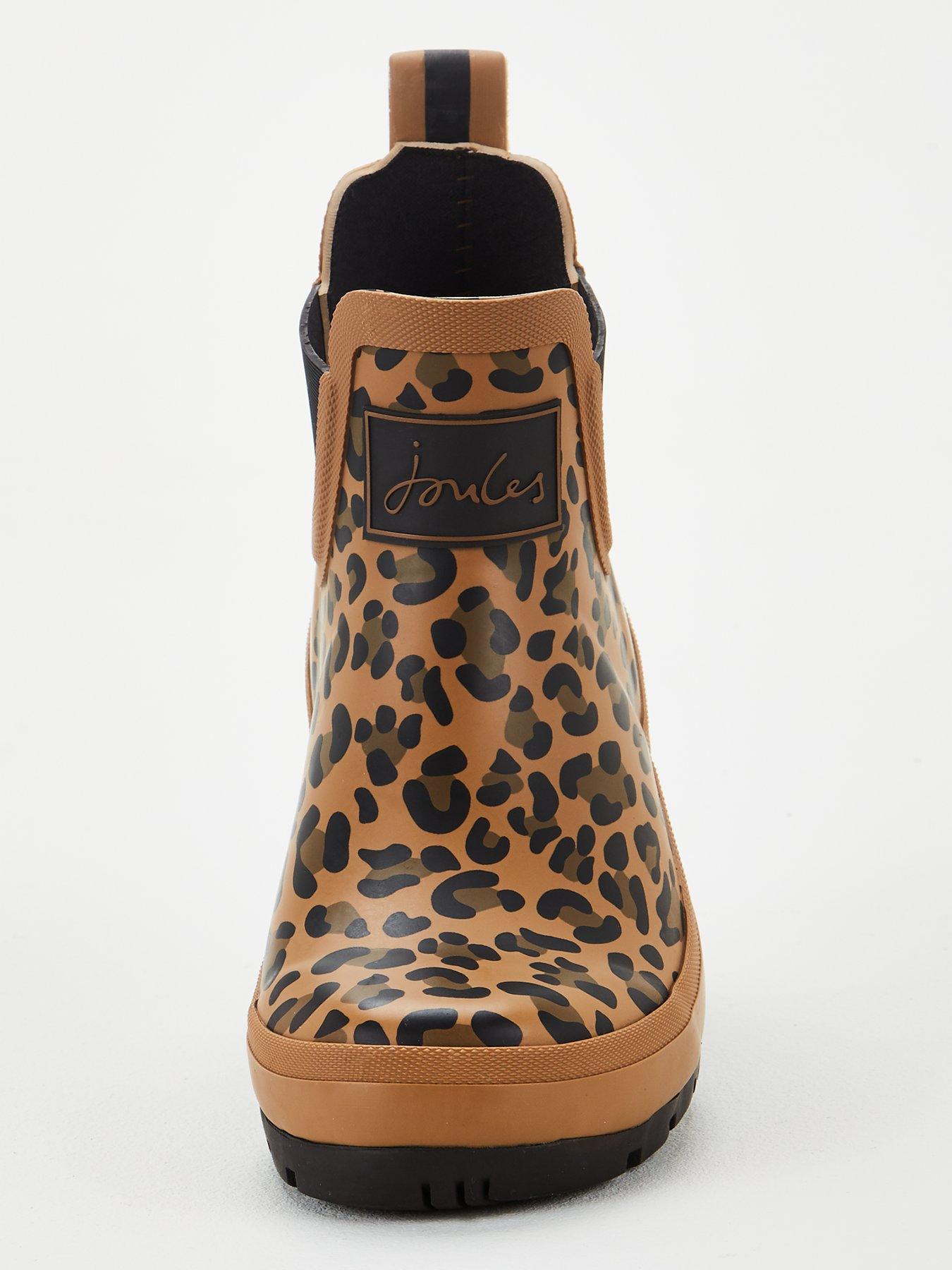 wellibobs size 7