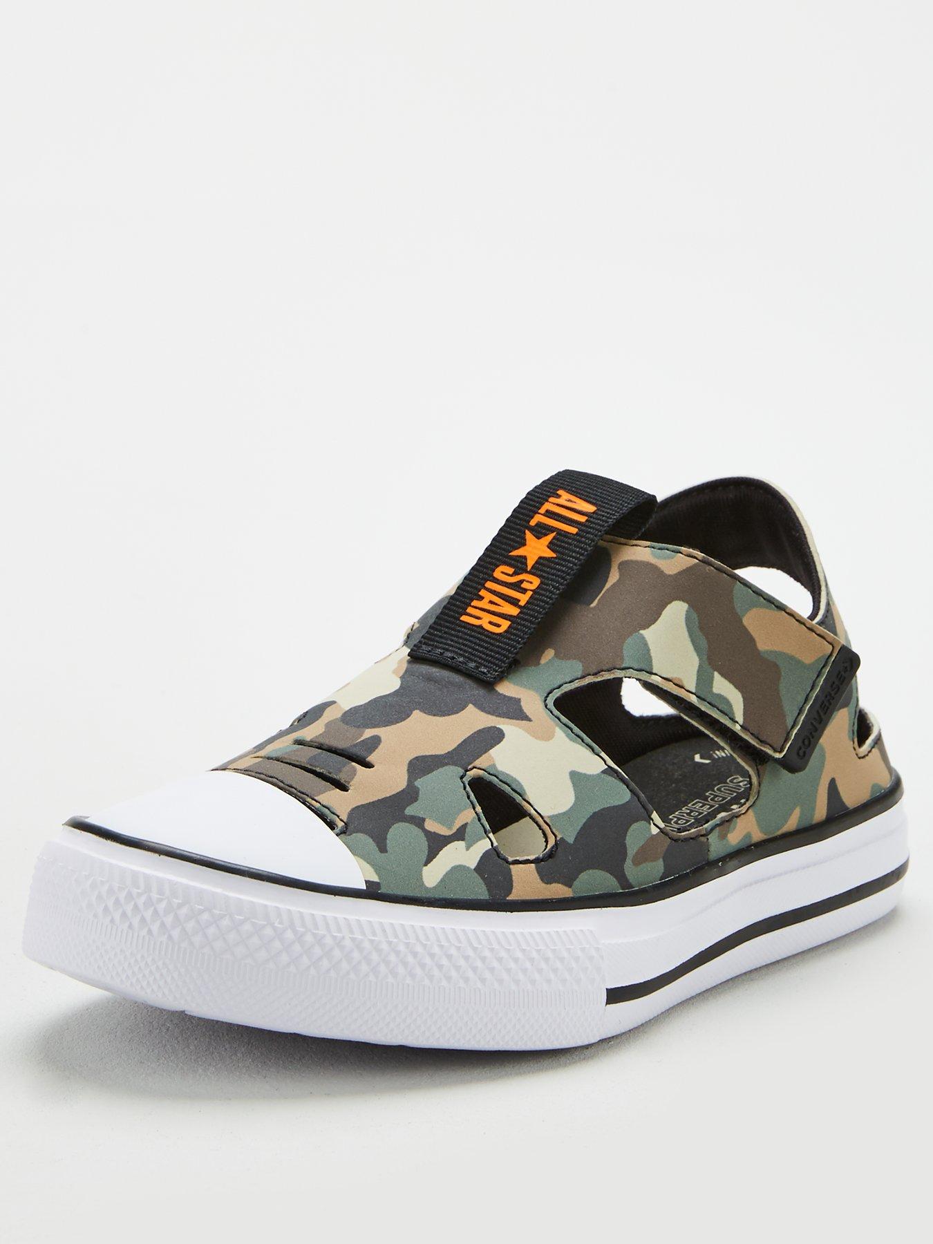 camo chuck taylors