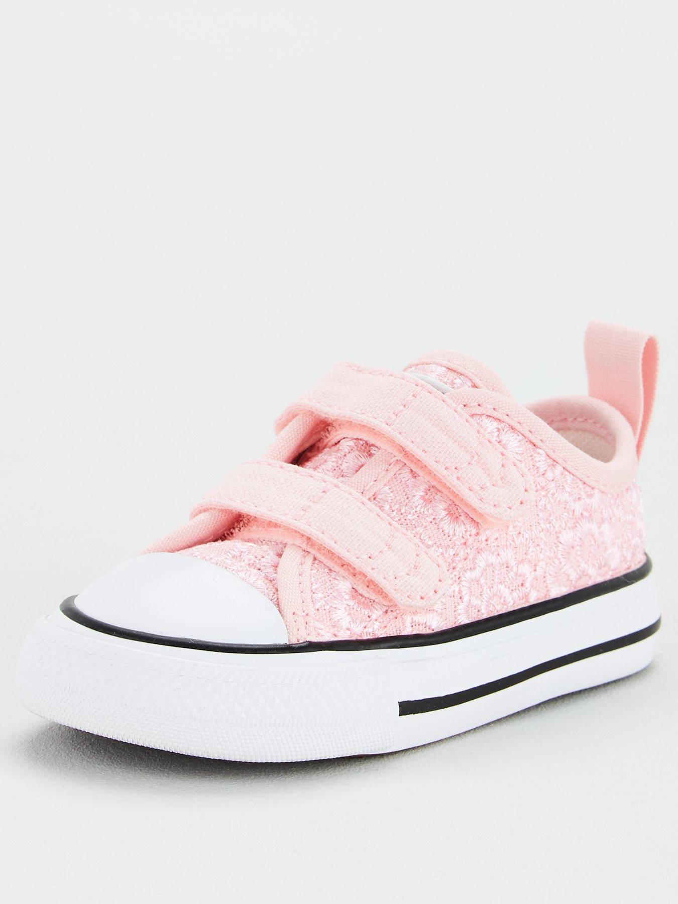 converse crochet uk
