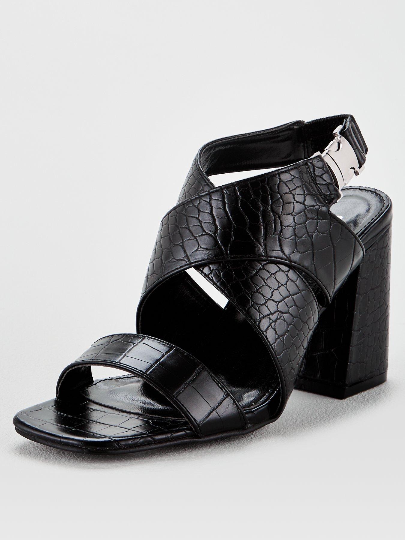 wide hiking sandals