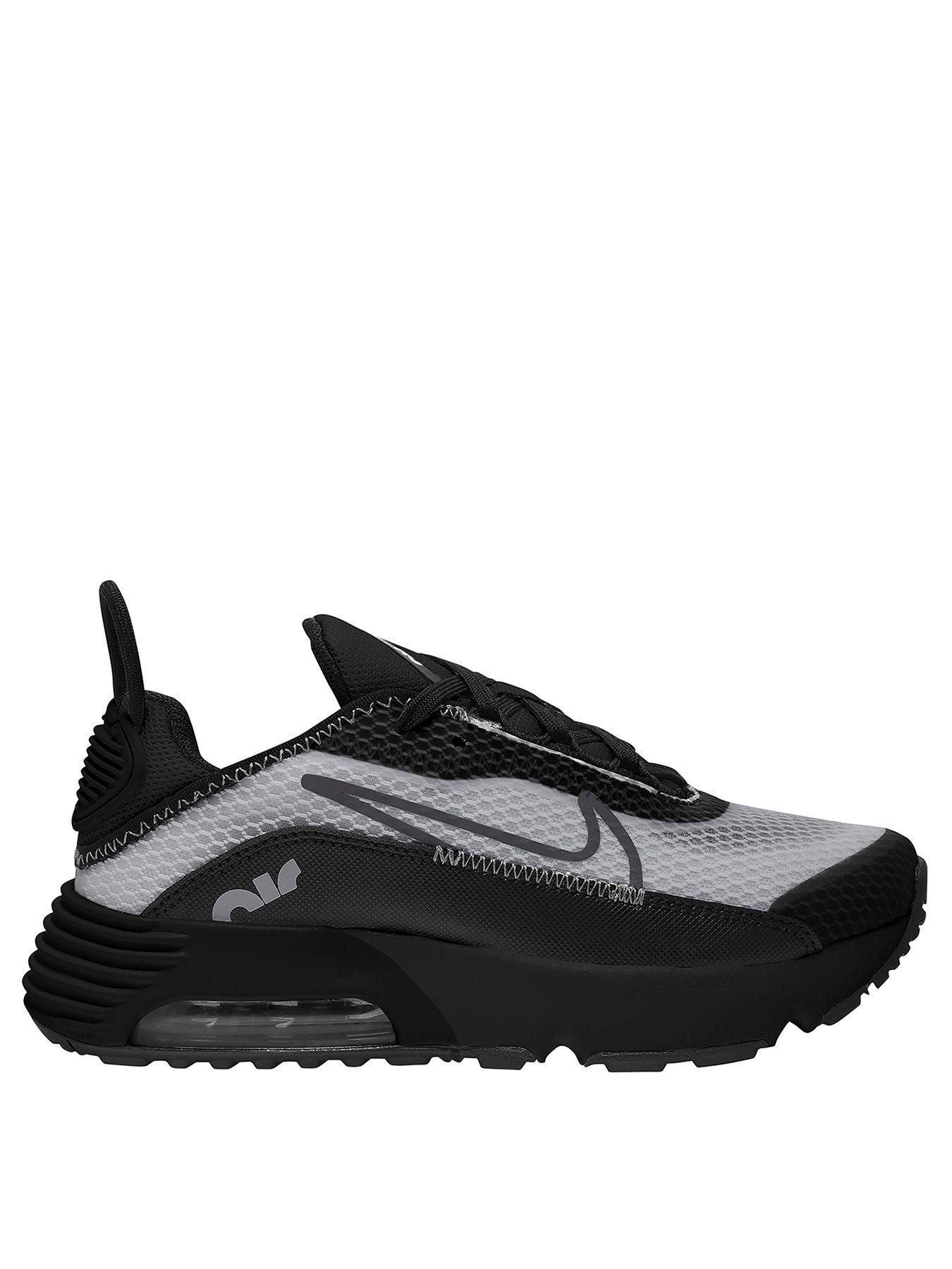 childrens nike black trainers