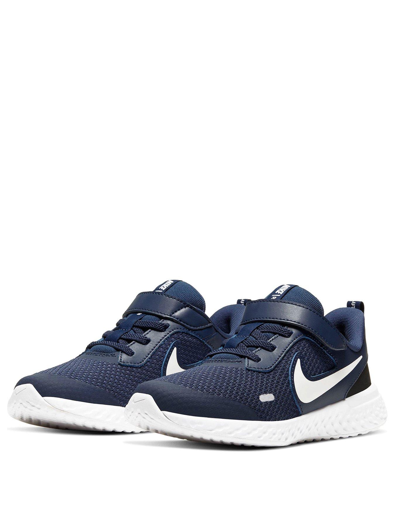 nike revolution 5 childrens trainers