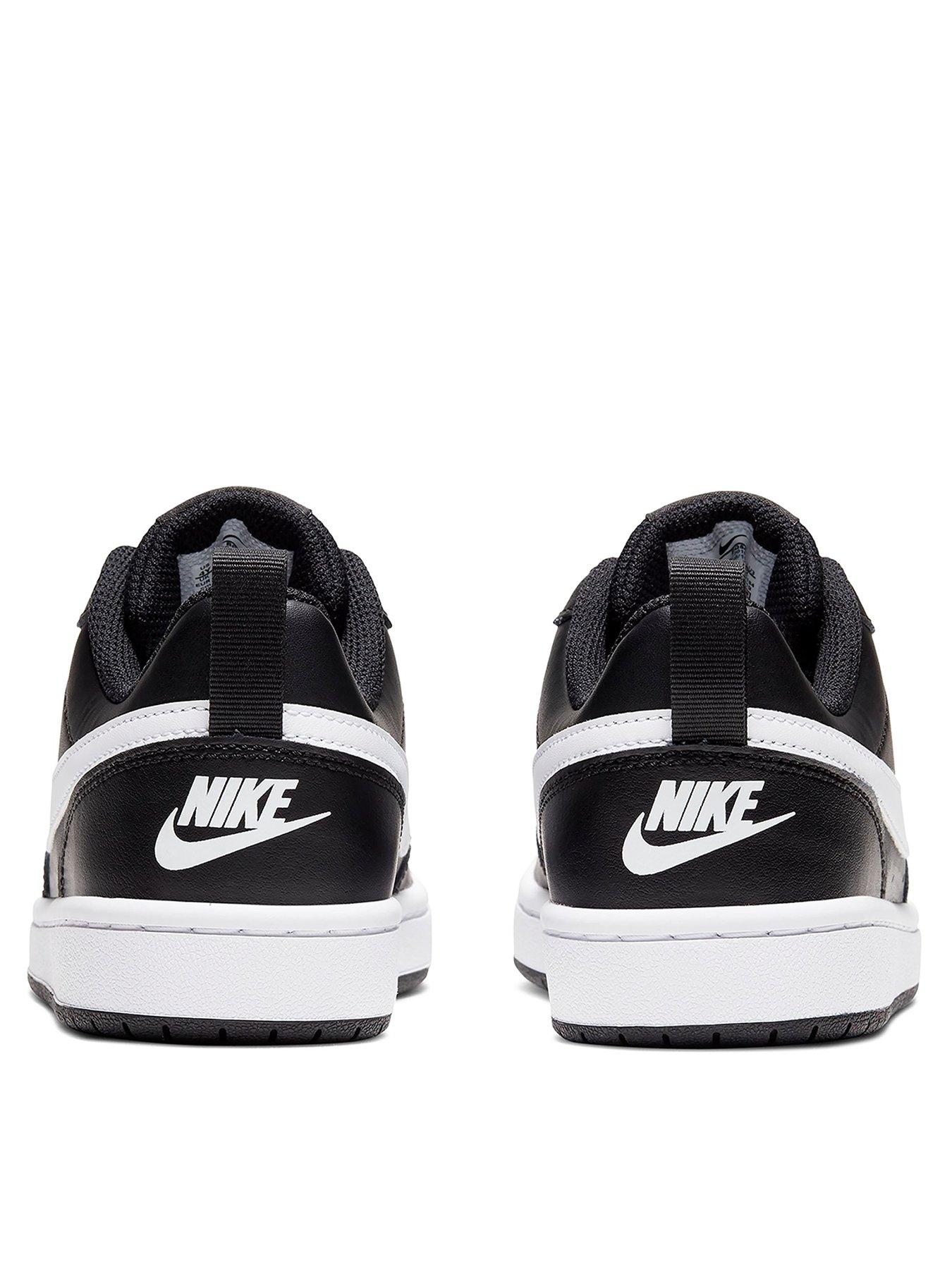 court borough low 2 junior trainer