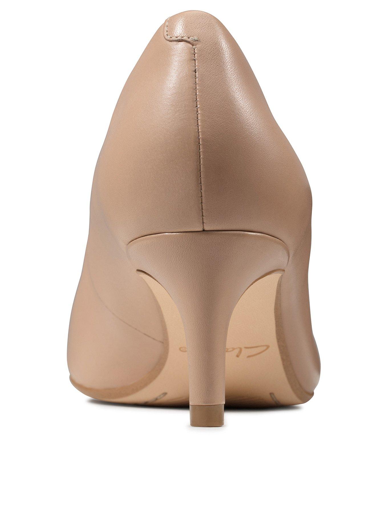 beige court shoes mid heel