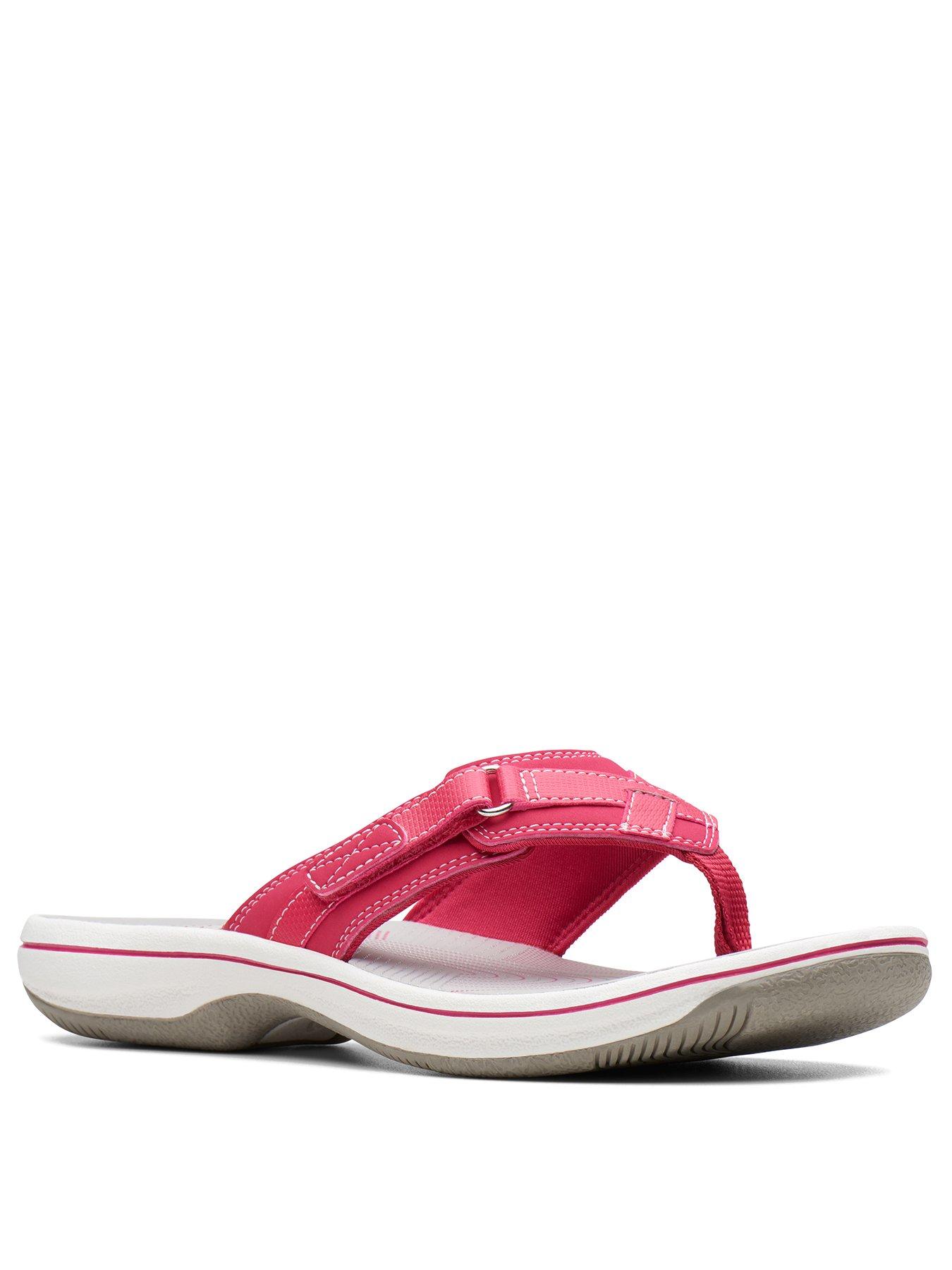 clarks flip flops uk