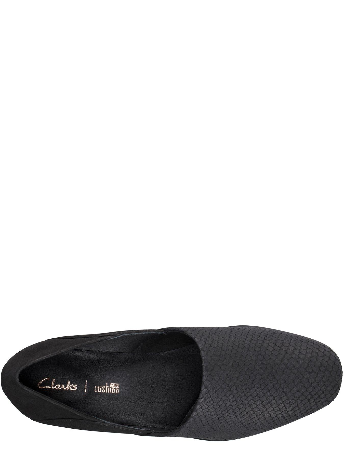 clarks pure tone shoes black