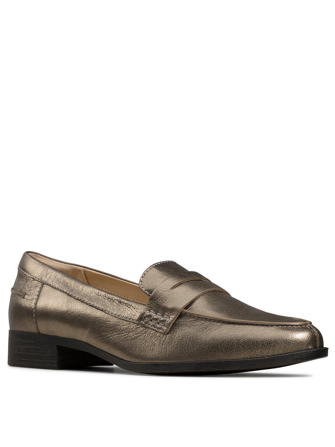 clarks slip on loafer