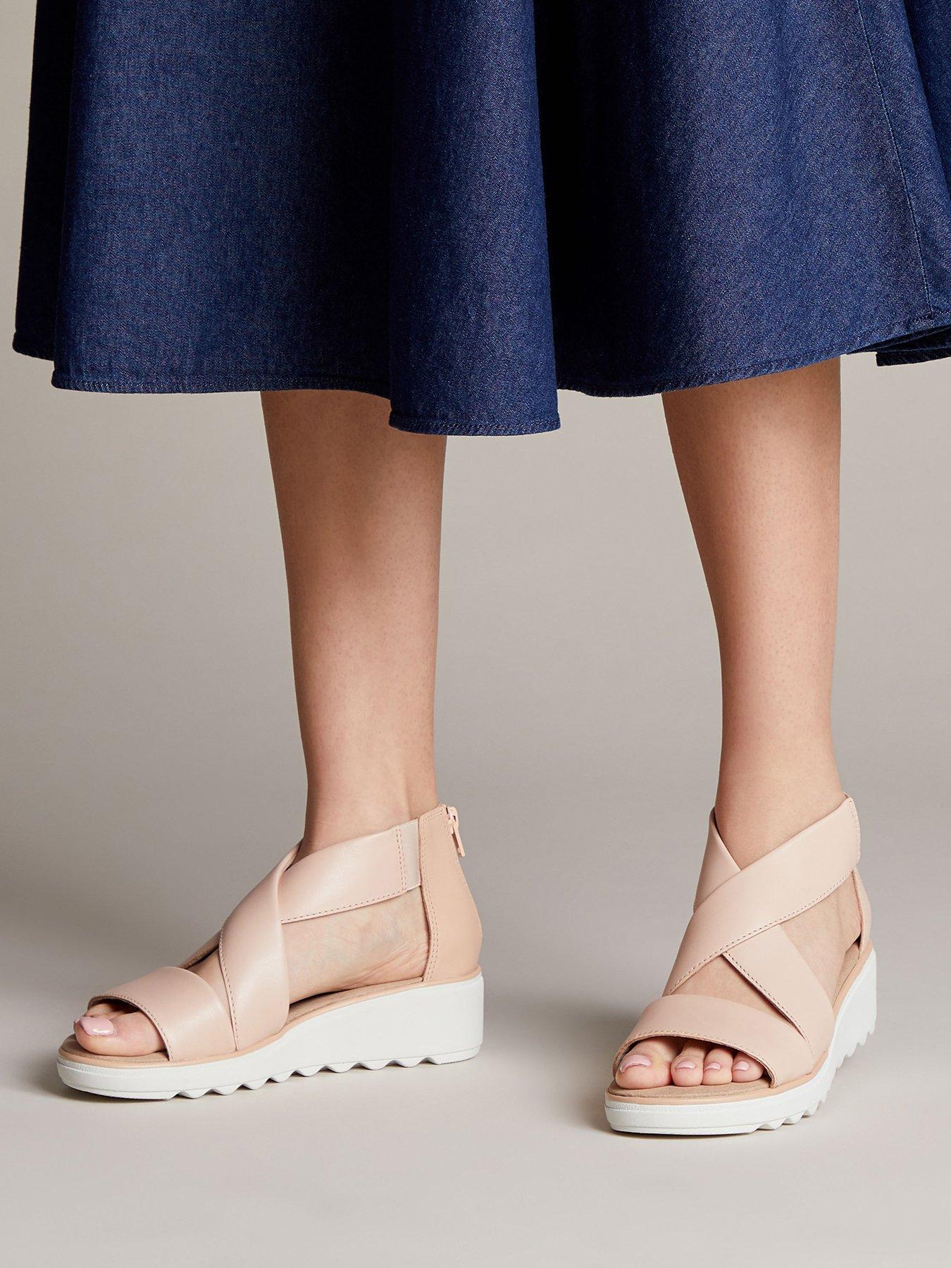 clarks blush sandals