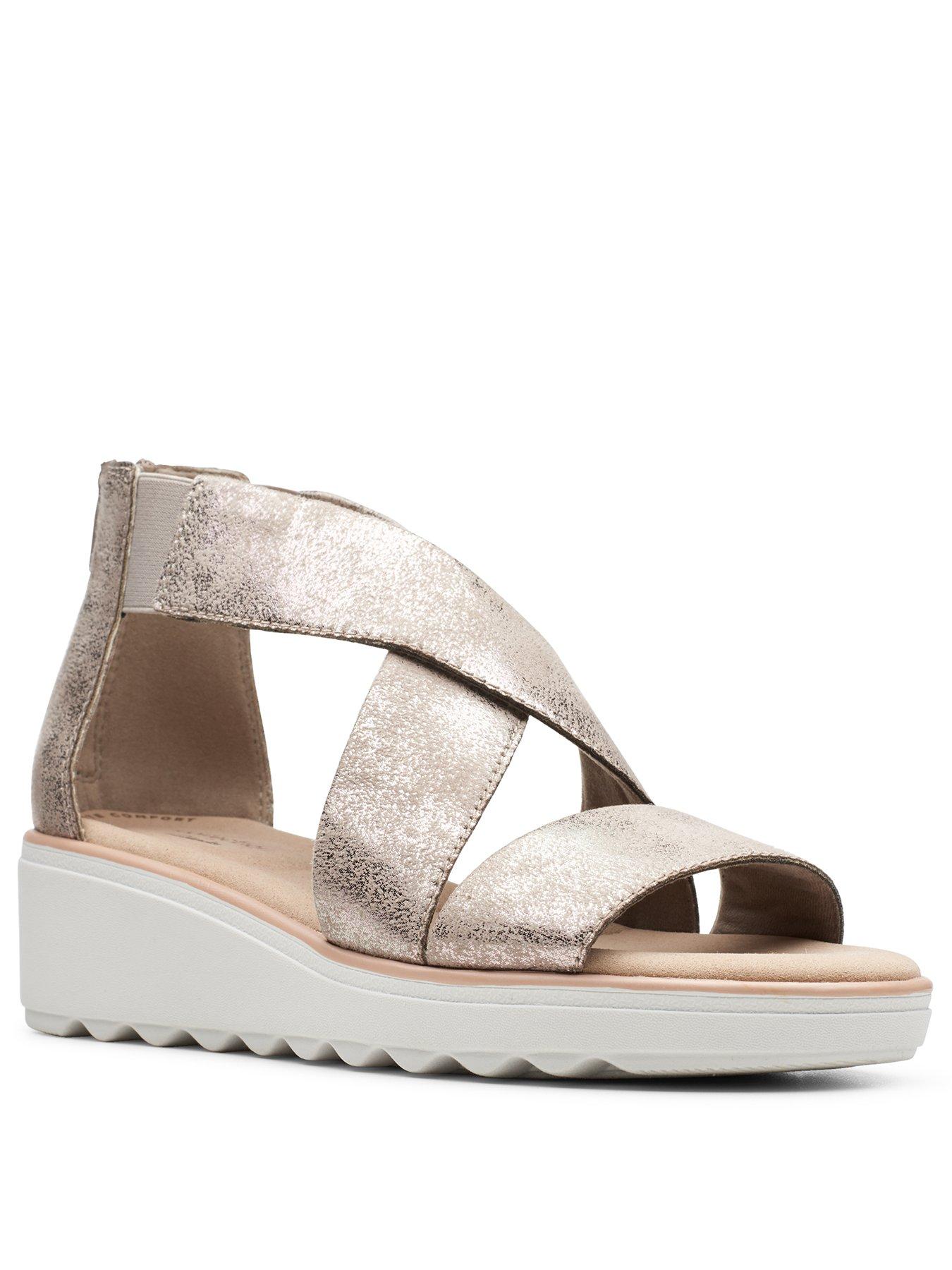 clarks low wedge sandals