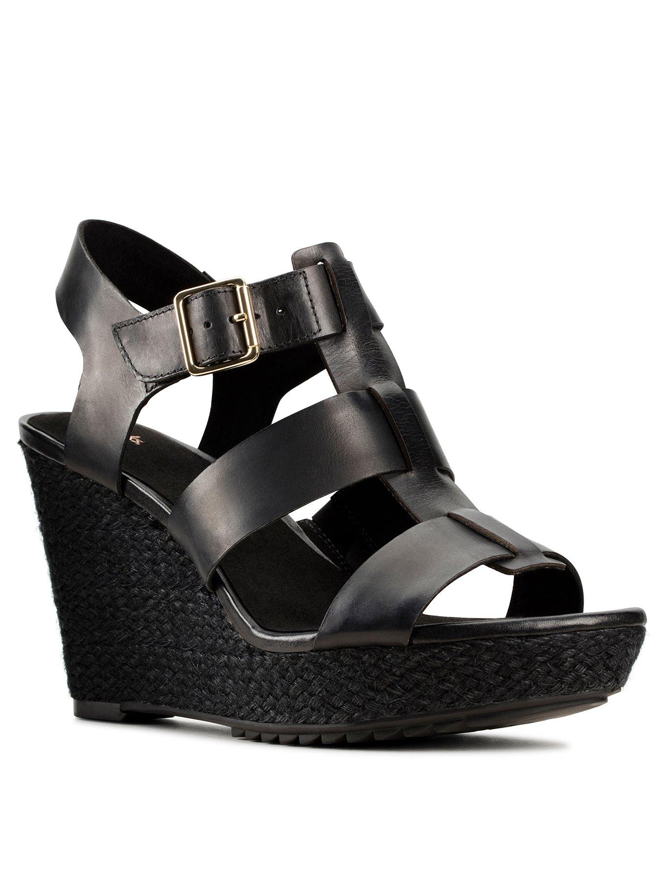 clarks clearance childrens