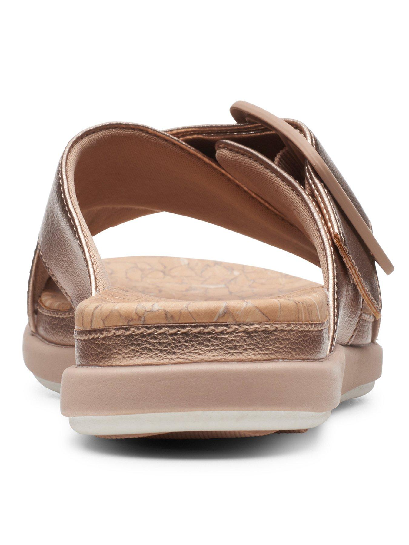 rose gold clarks sandals