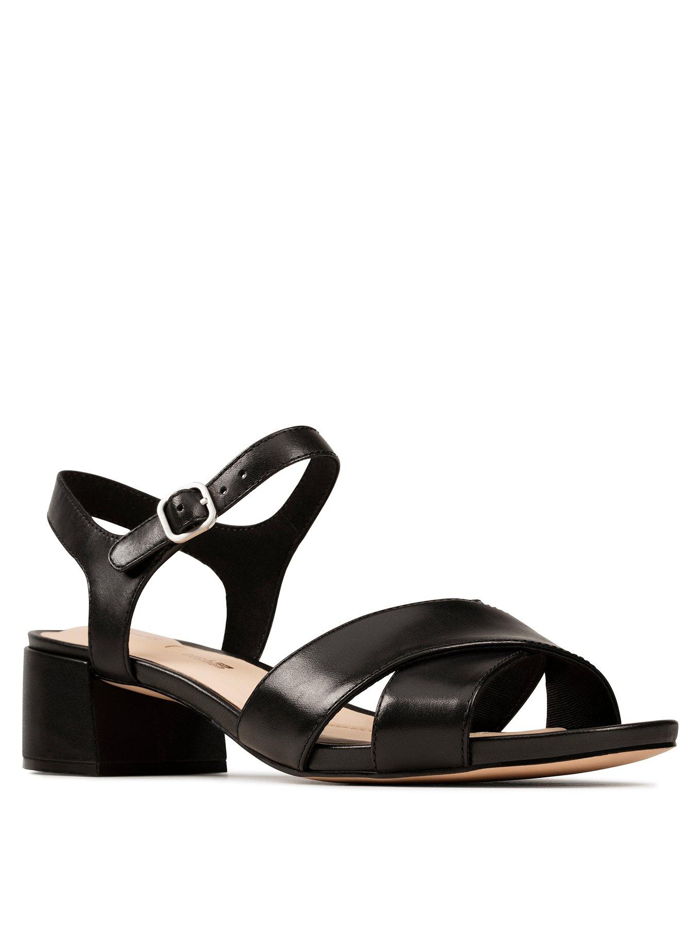 clarks block heel sandal