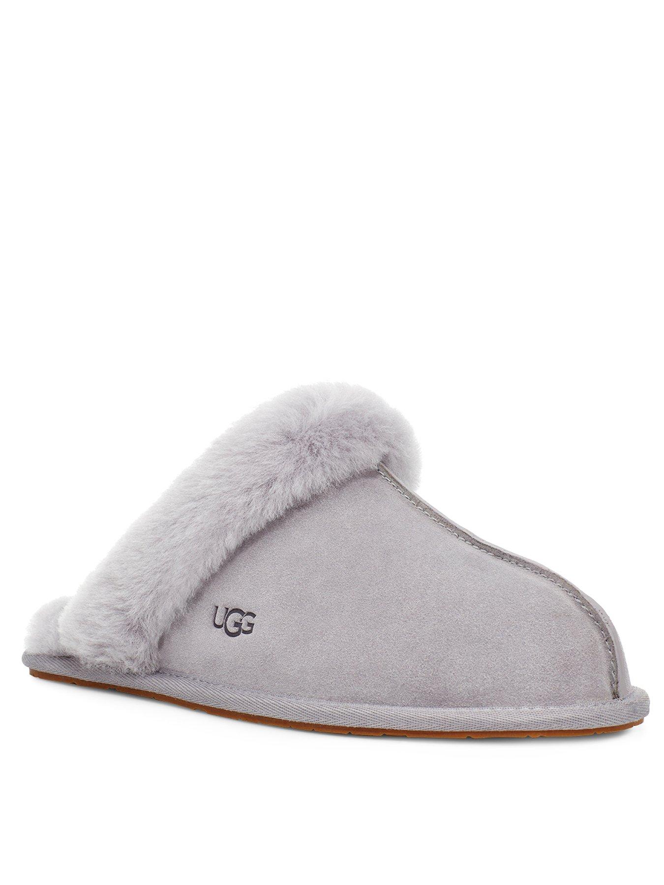 ugg light grey scuffette ii slippers