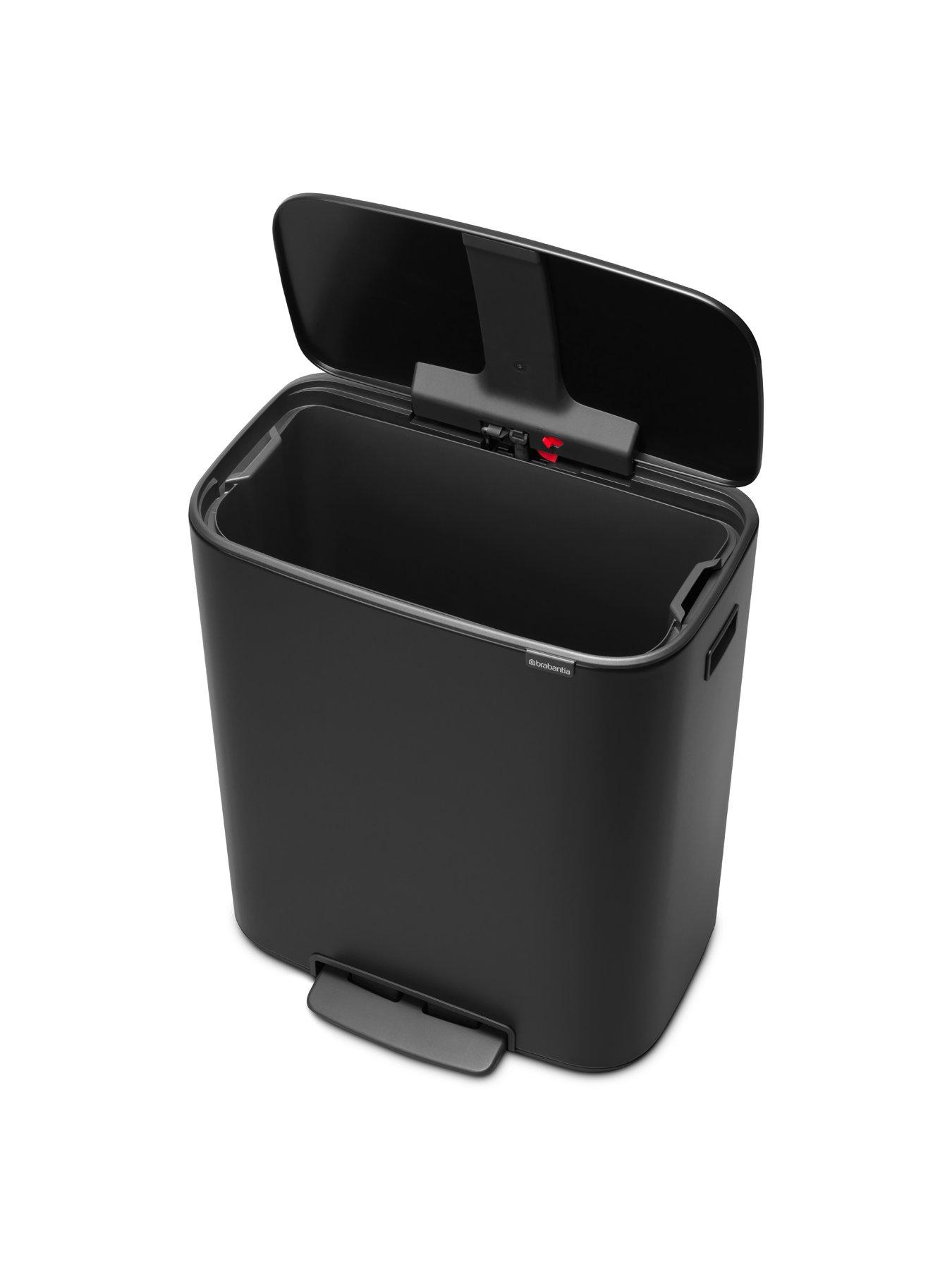 Image 4 of 5 of Brabantia Bo 60-Litre Pedal Bin &ndash; Black