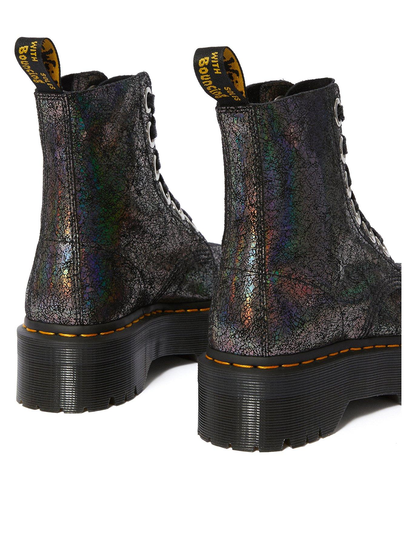 de martens molly
