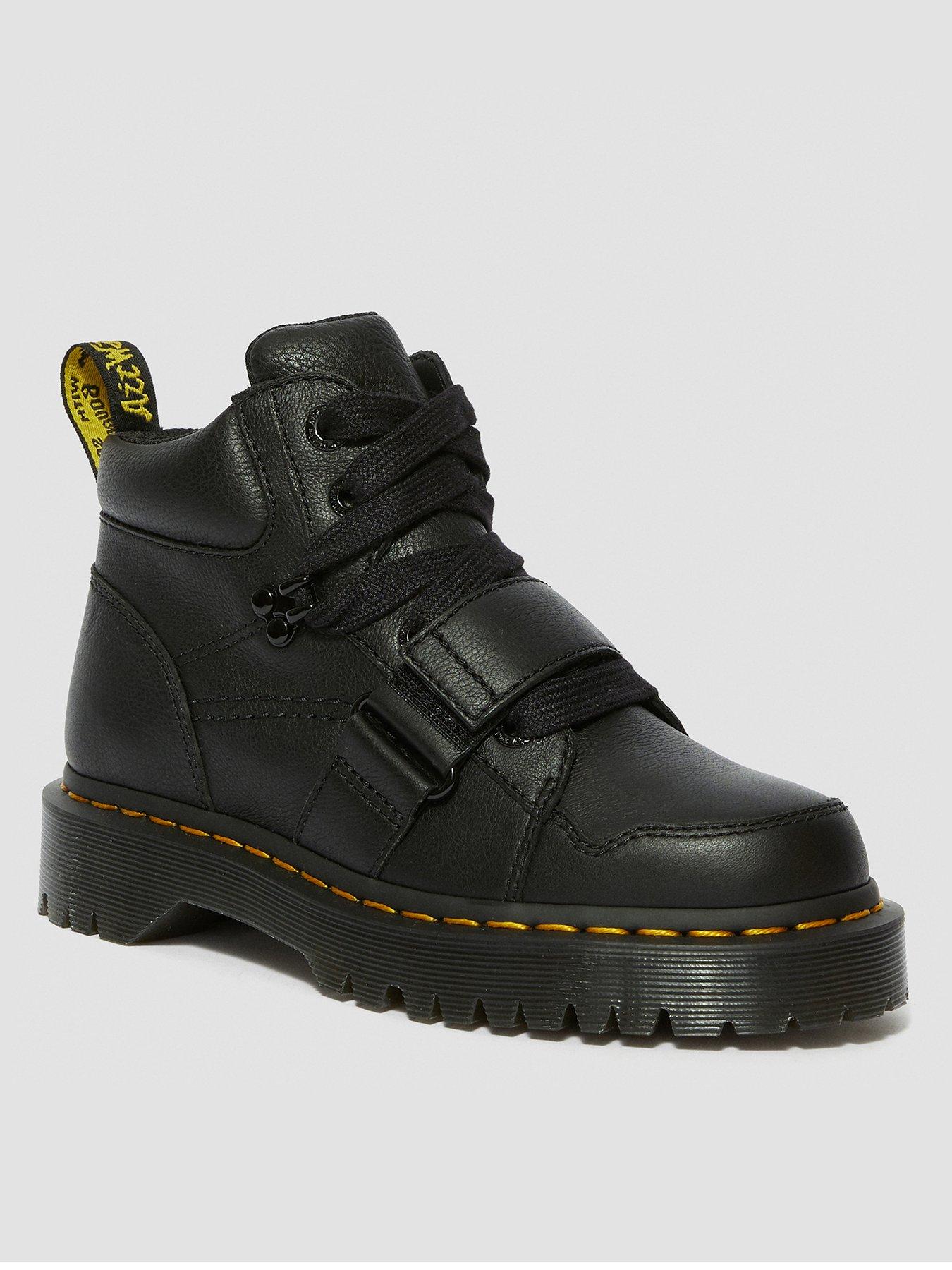 dr martens 5 eye boot