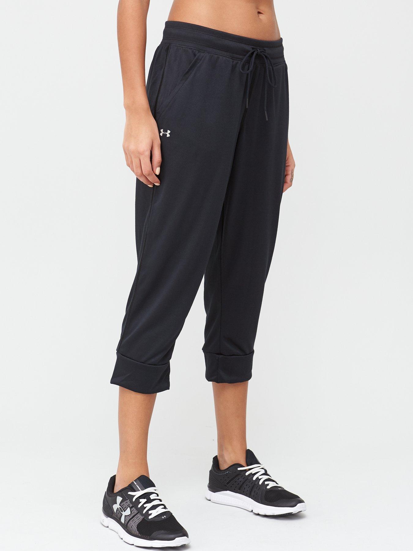 Under Armour Play Up Tech™ Capri Pants - Black, Under Armour