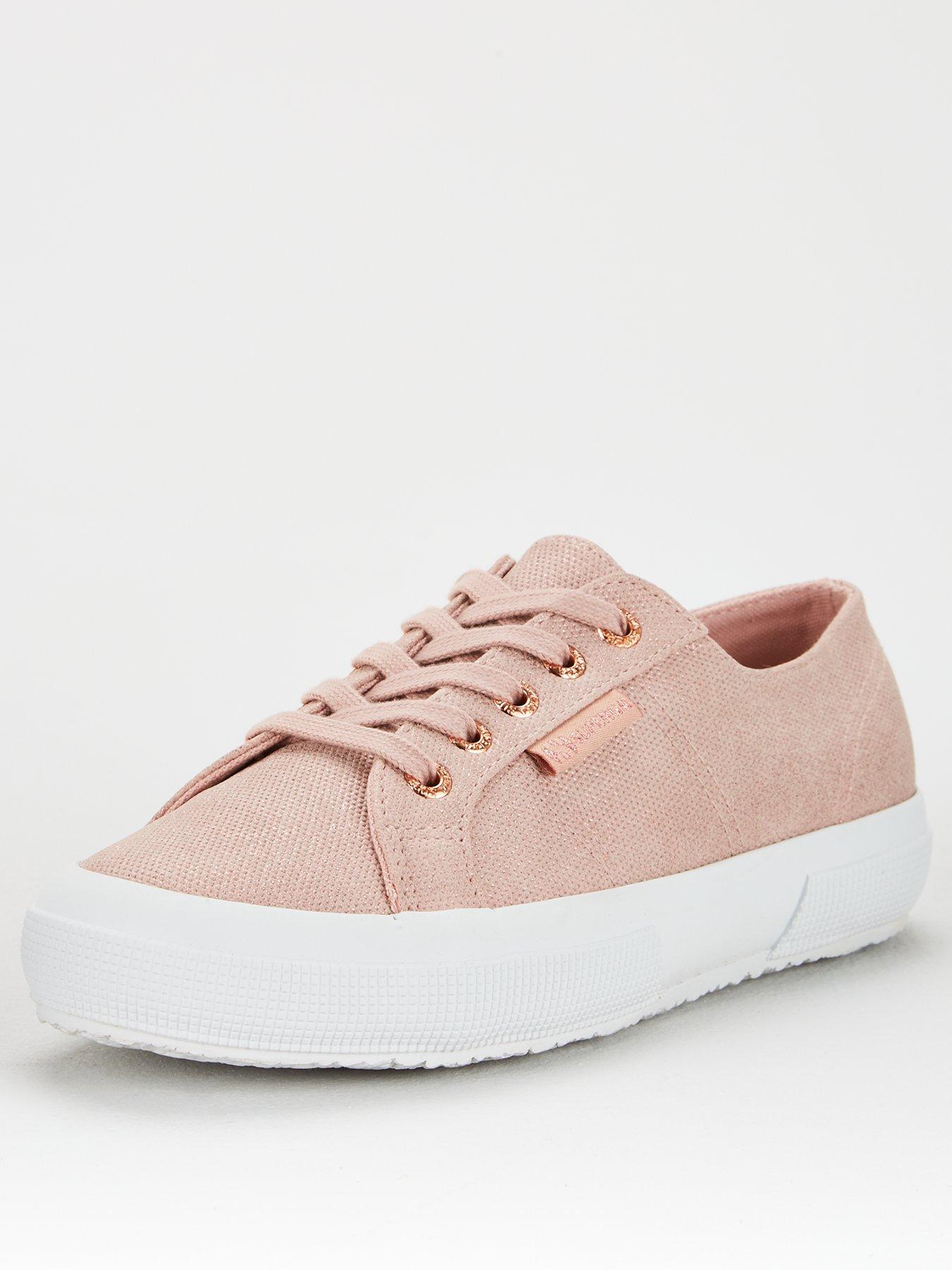 superga offers