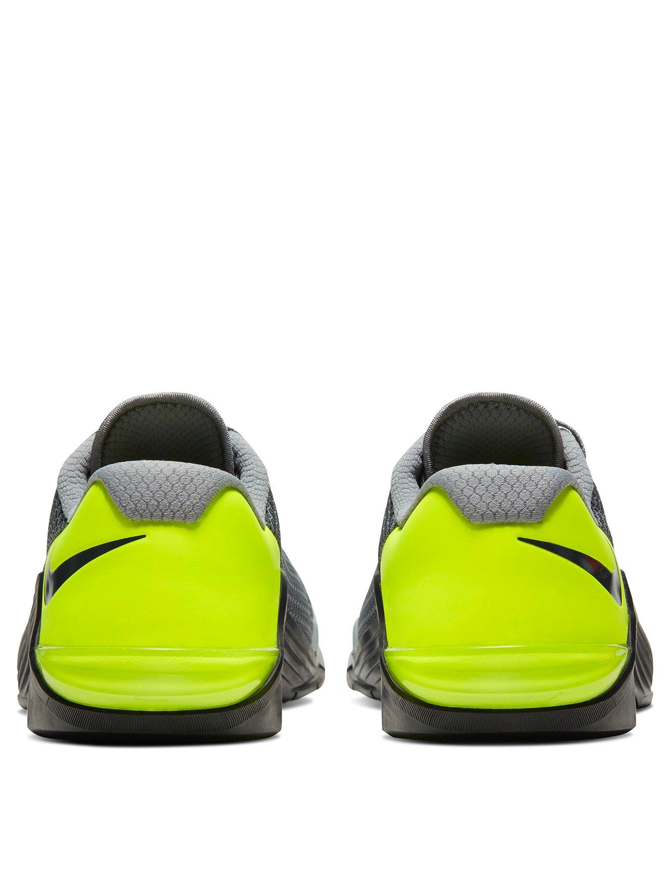 nike metcon volt