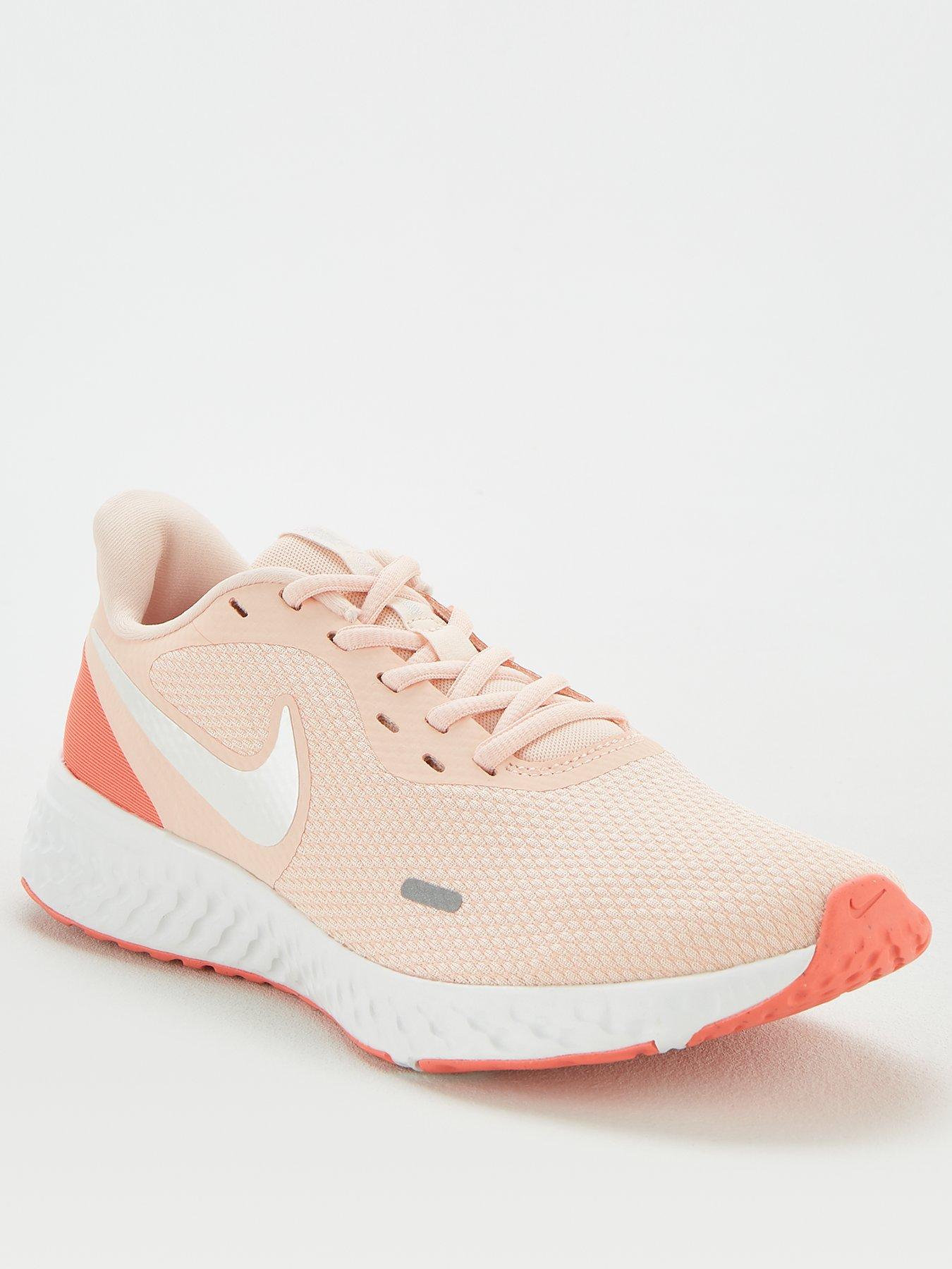 white and orange nike trainers