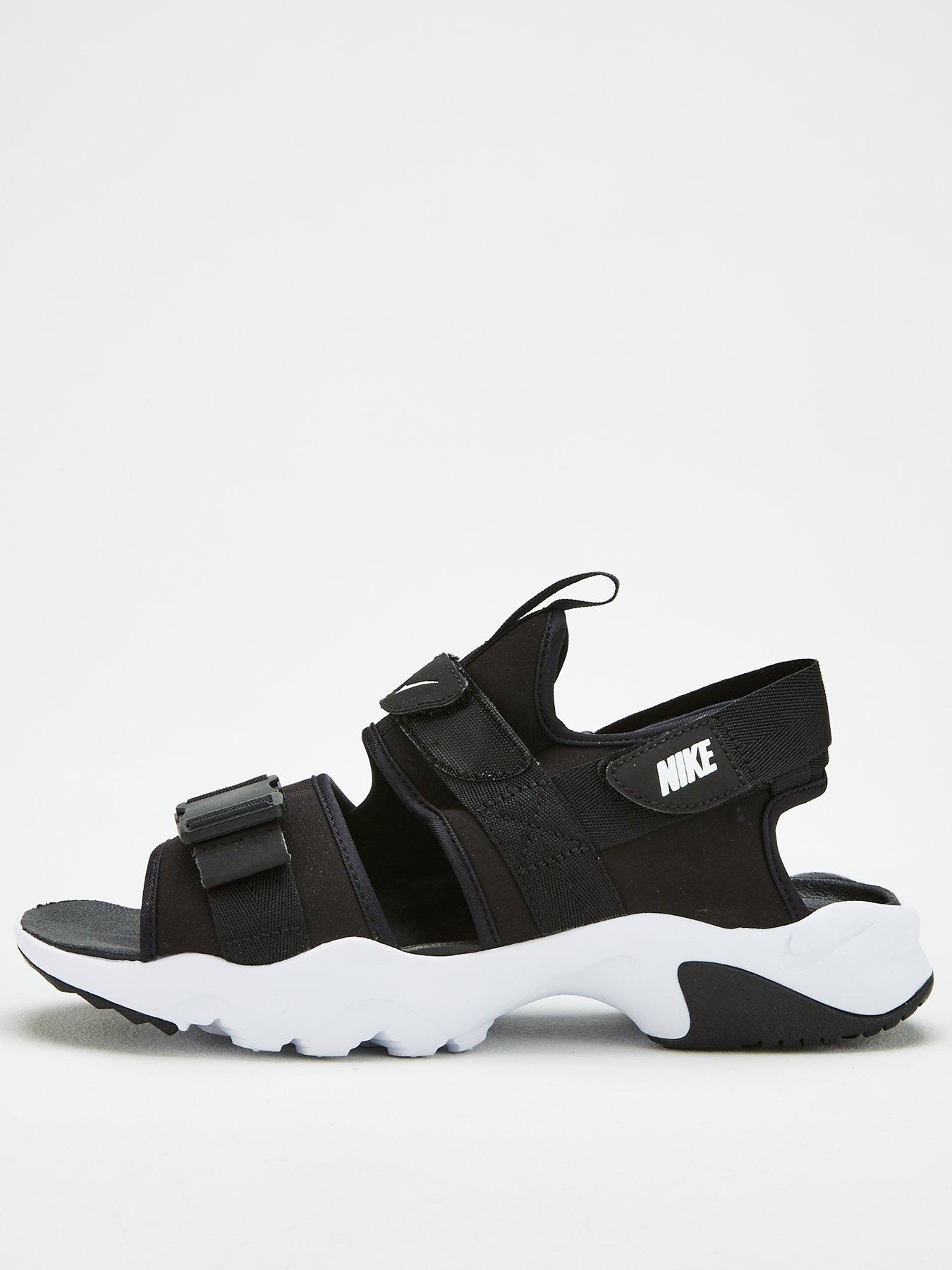 nike canyon sandal uk