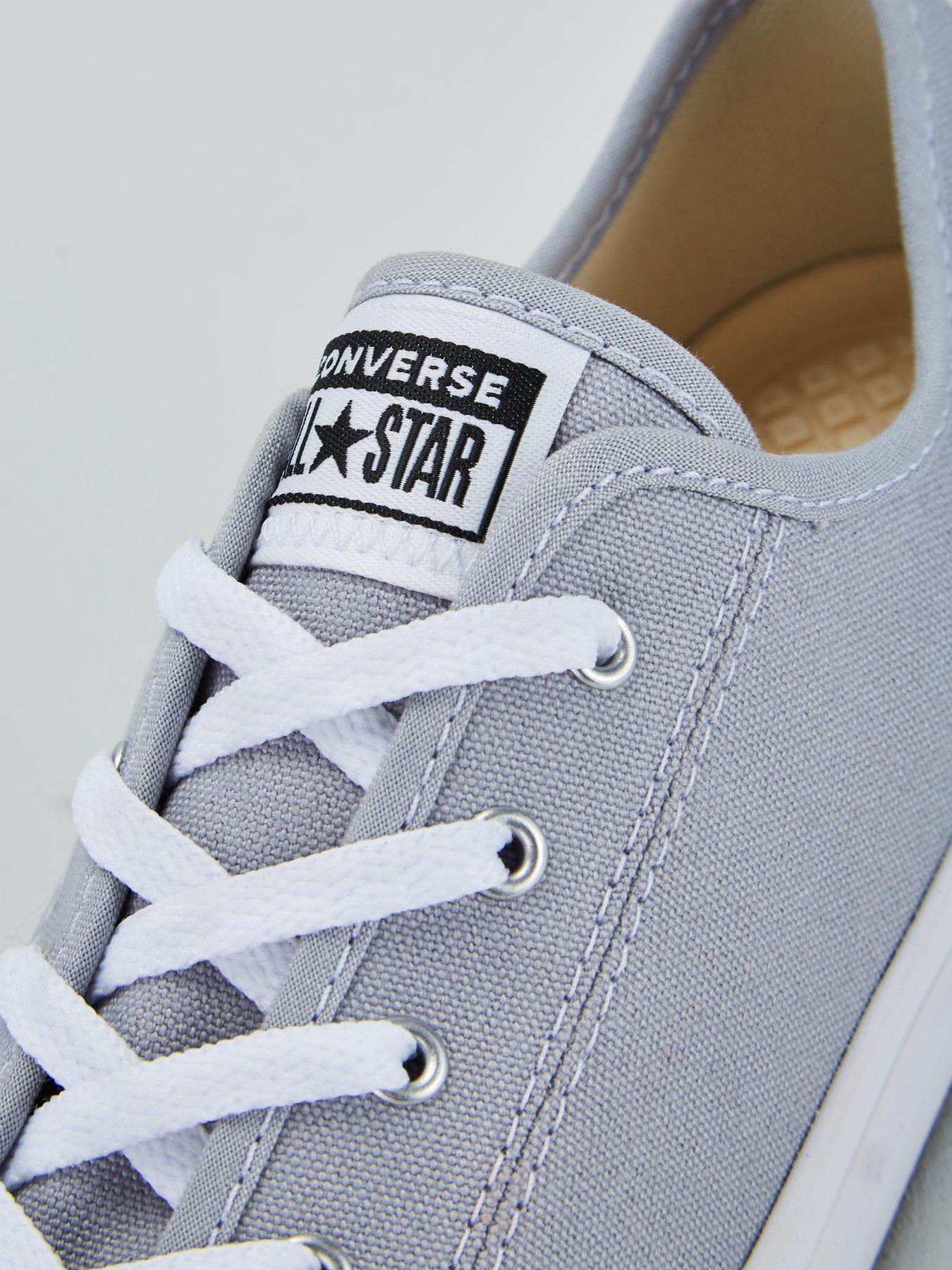 chuck taylor dainty grey