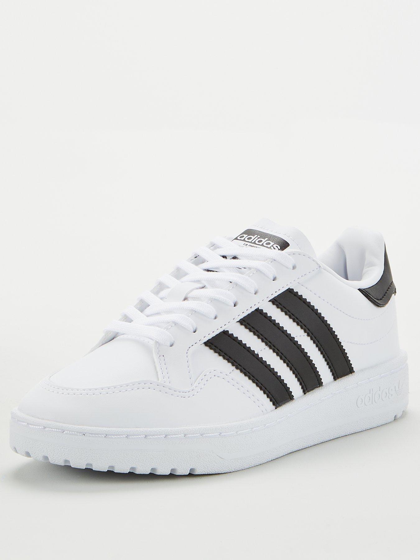 adidas white junior trainers