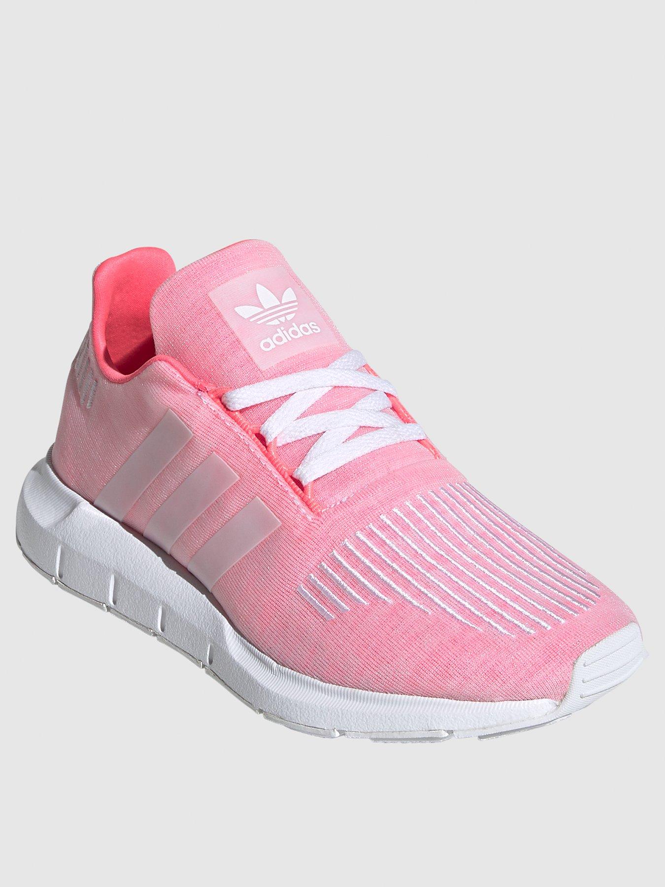 junior swift trainer