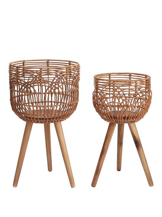 stillFront image of very-home-rattan-style-standing-planters-set-of-2