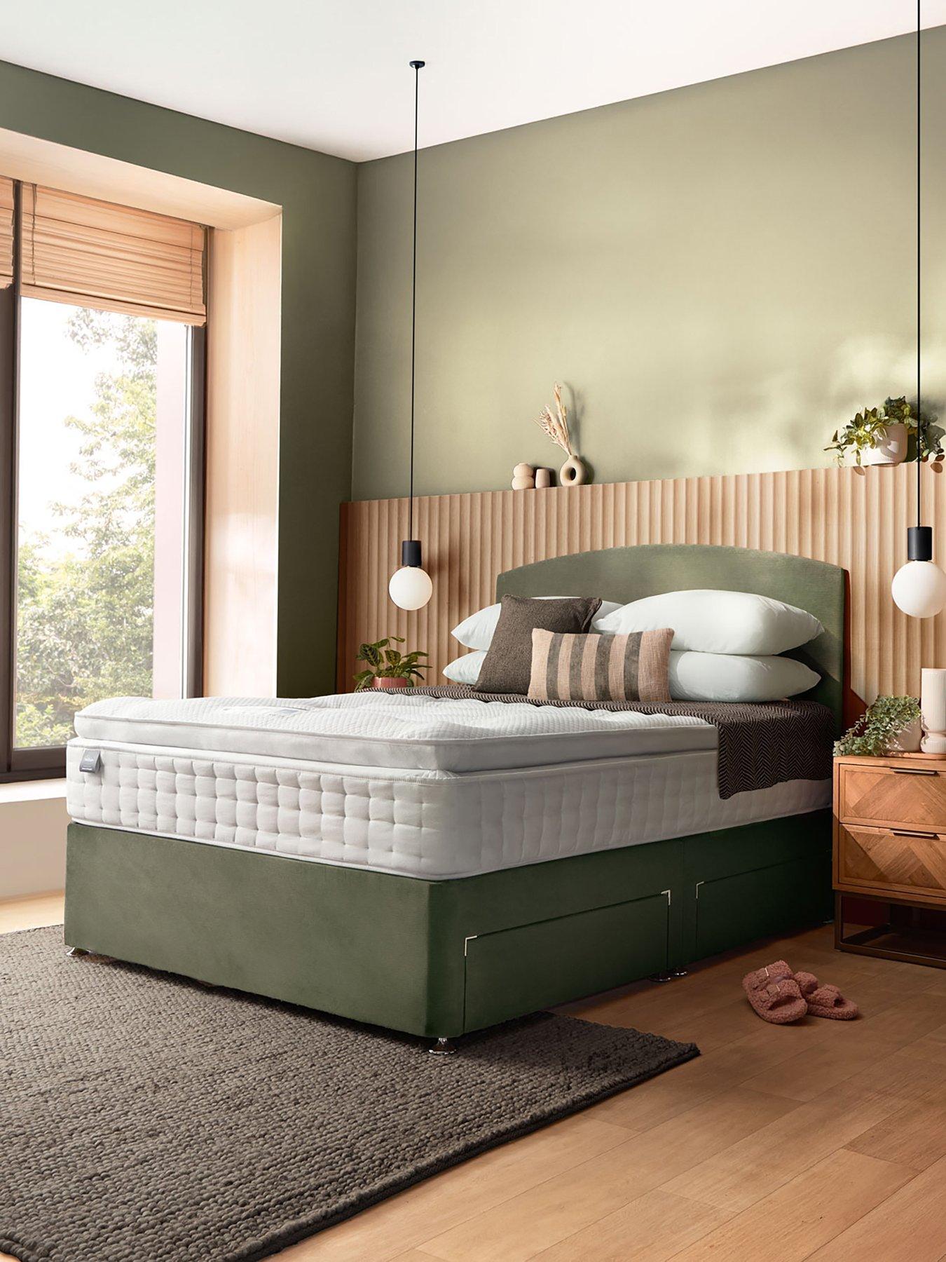 Silentnight 2800 Pocket Gel Pillowtop Mattress - Medium Soft