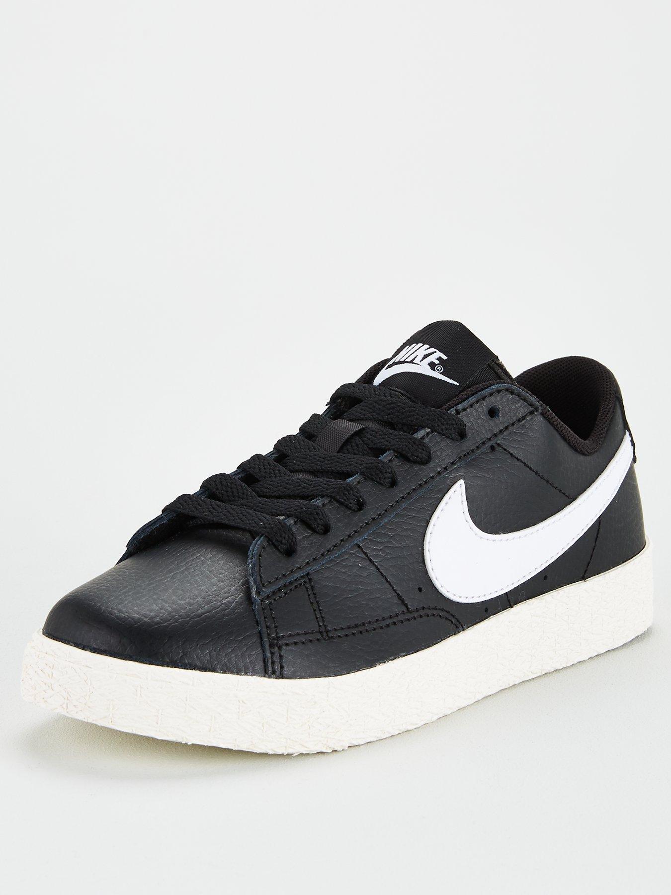 nike blazer junior