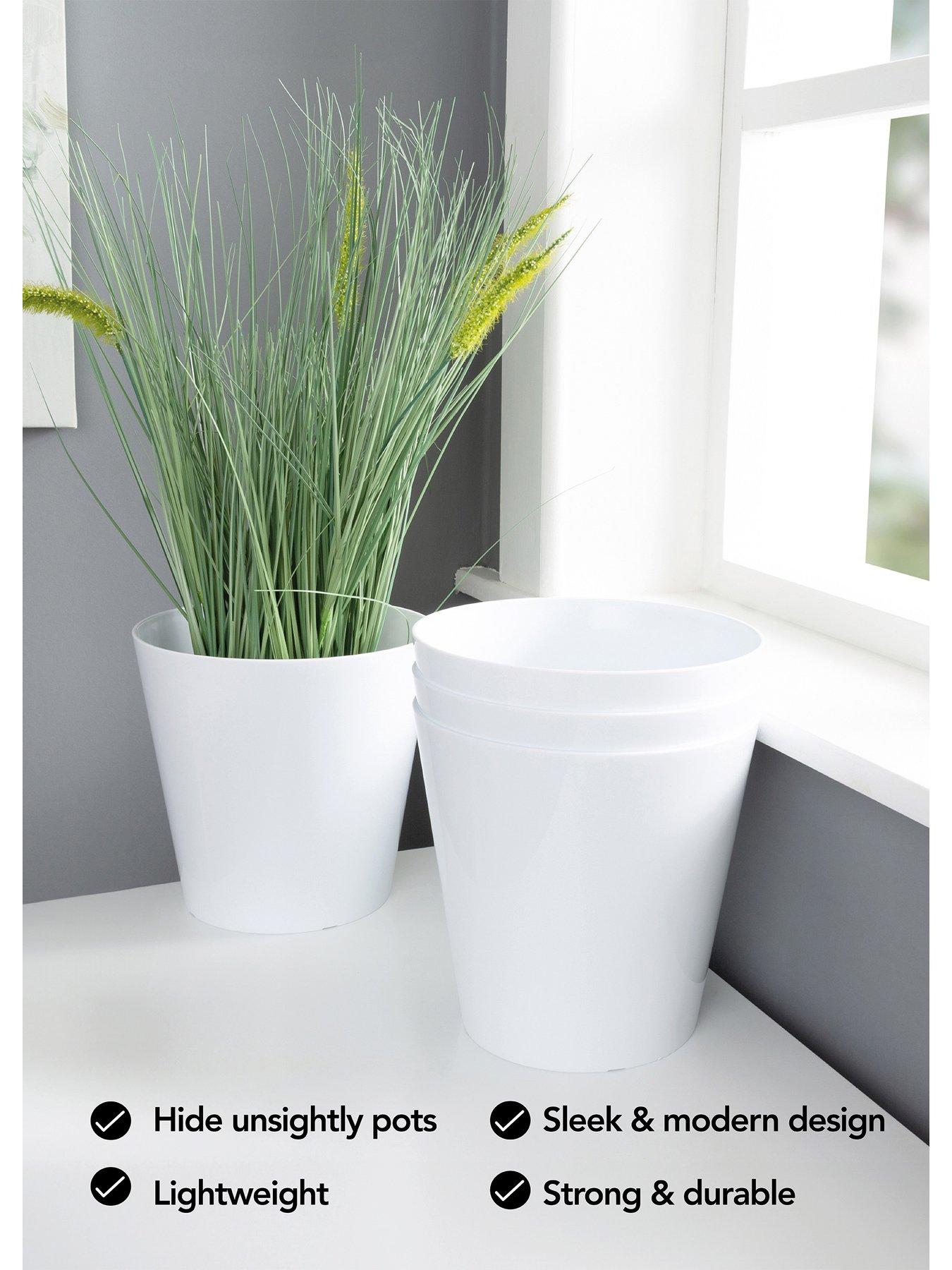 Image 2 of 5 of Wham Set of 4 White 21cm Round Studio Planter Covers