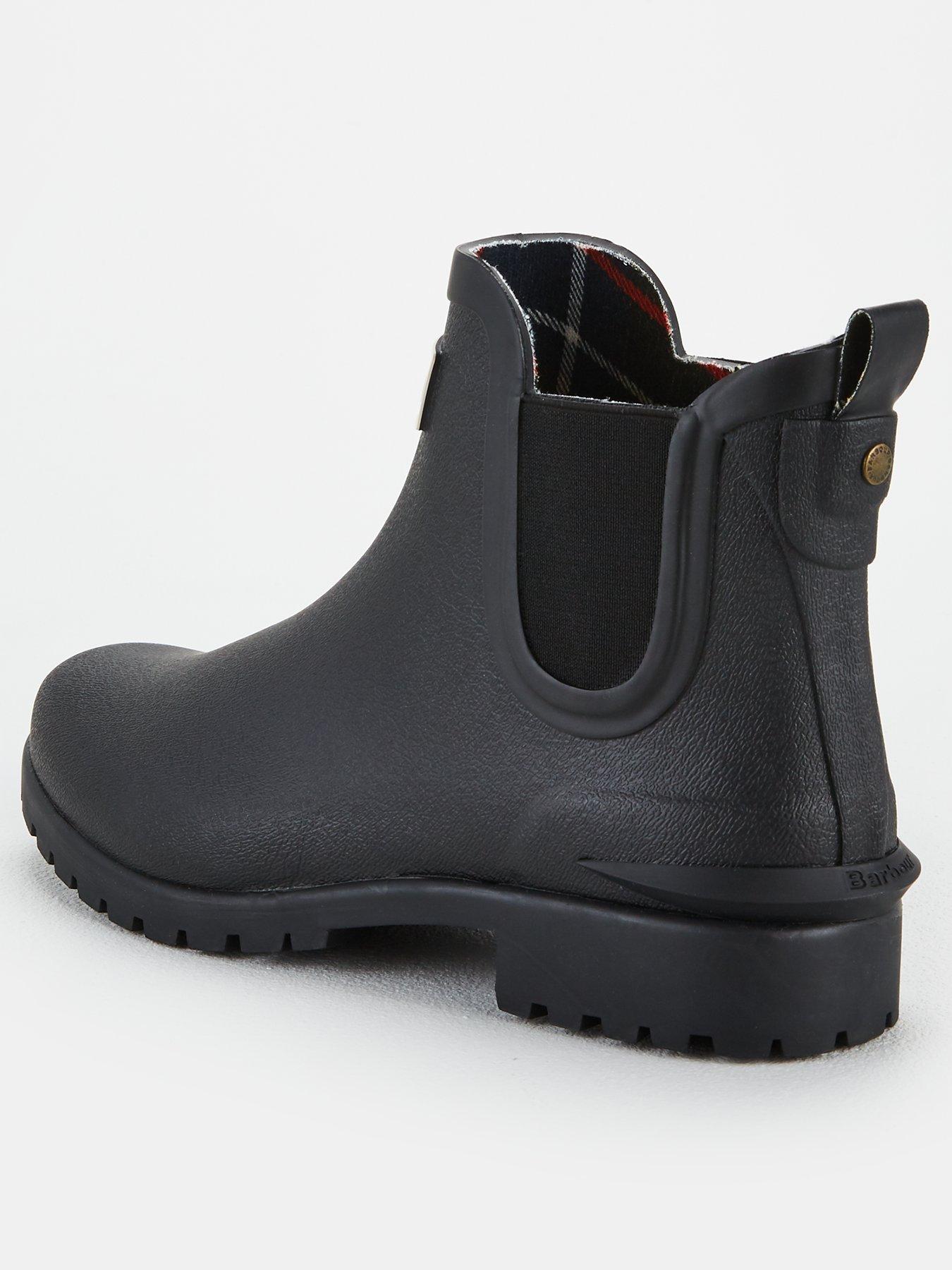 barbour wilton wellies black