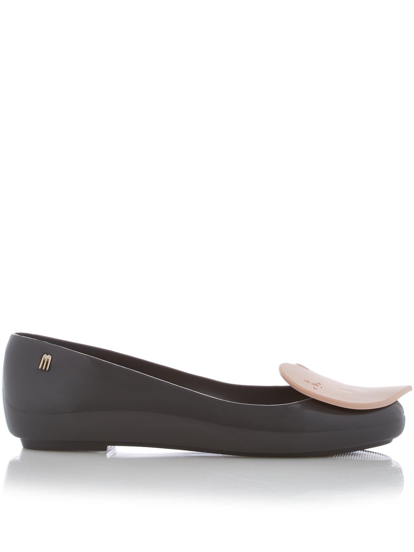 grey ballet pumps