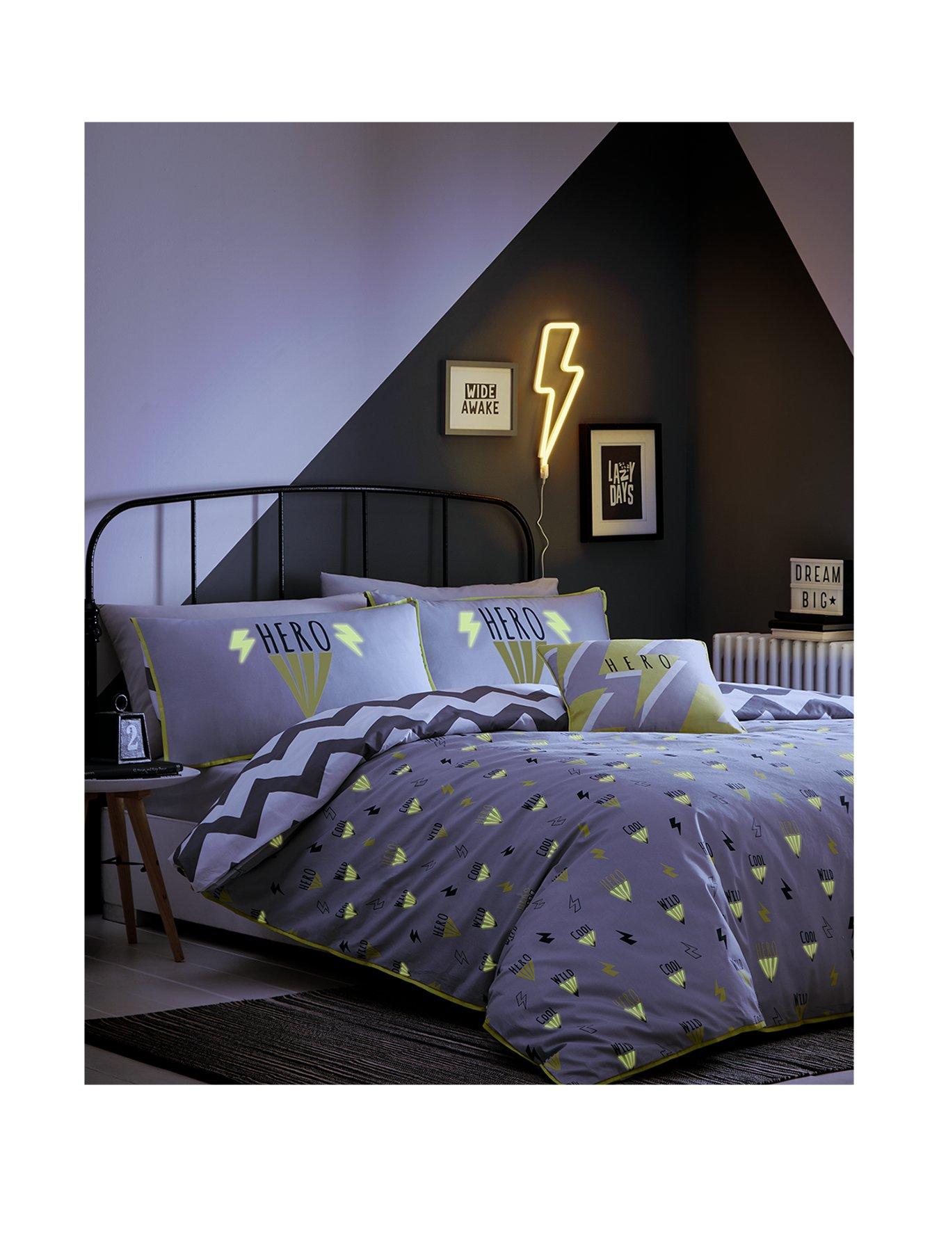 Appletree Hero Glow In The Dark Duvet Cover Set Very Co Uk