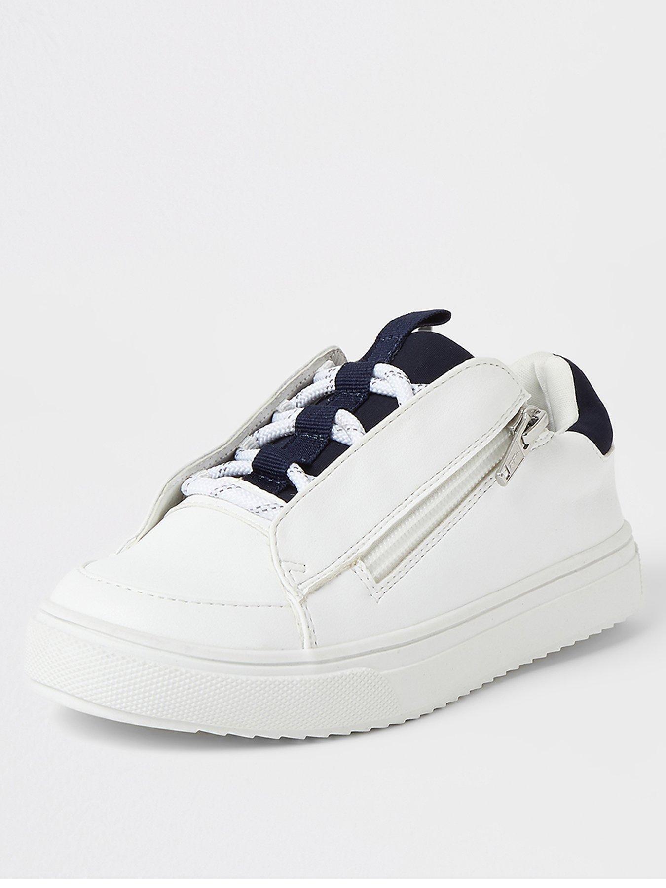 boys white trainers