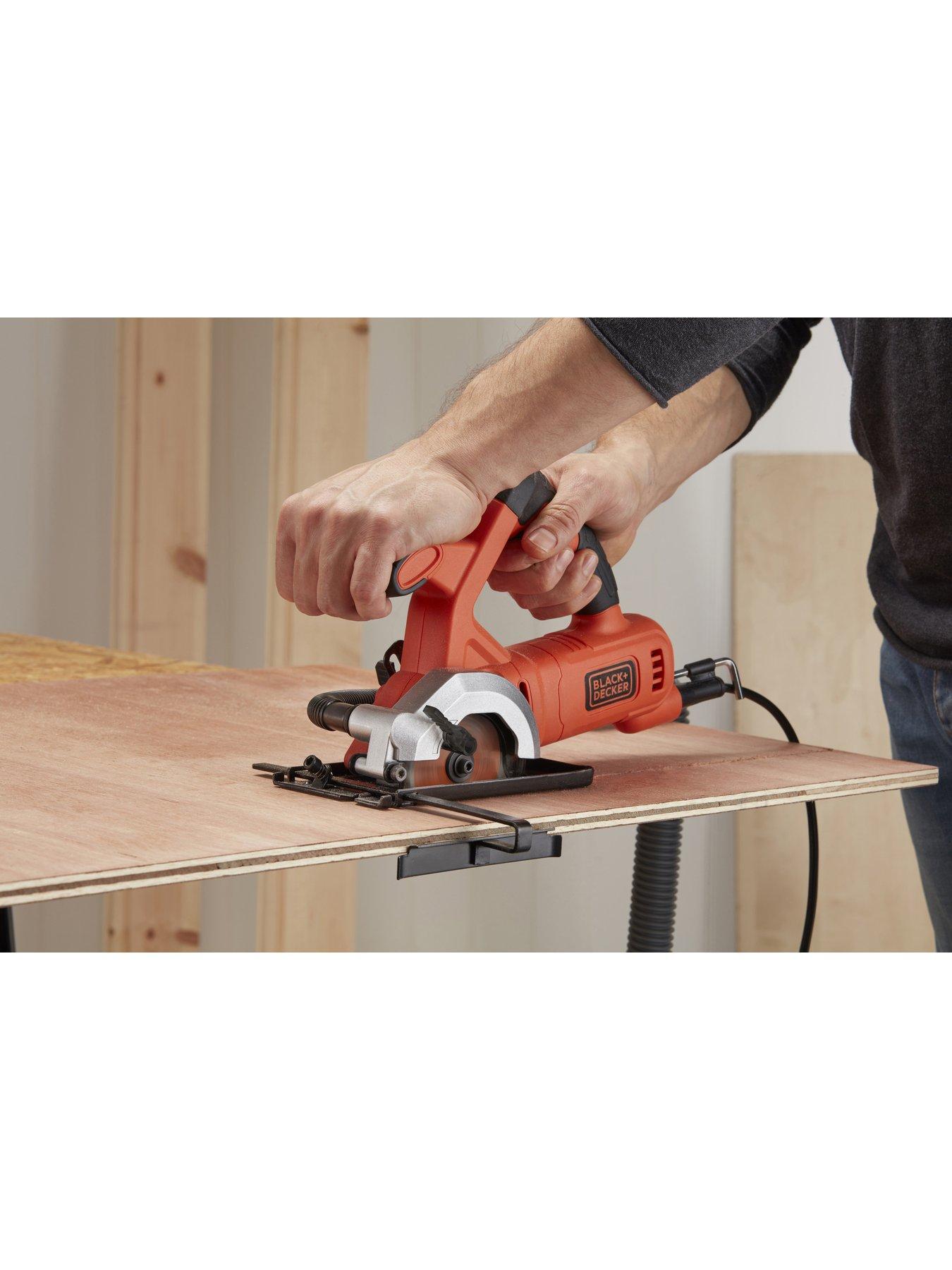 Black Decker 400W Min Circular Saw BES510K GB very