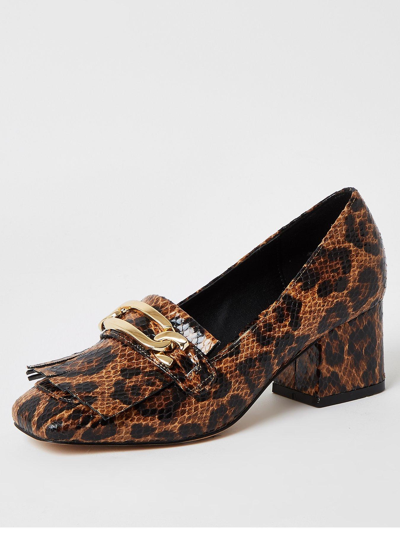 River Island Shoes | River Island Boots | Very.co.uk pretty rose quilting on this new doc marten boot. this is