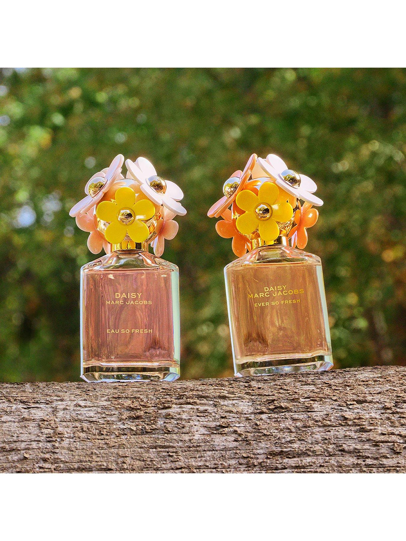 Image 5 of 6 of MARC JACOBS Daisy Eau So Fresh Eau de Toilette 30ml