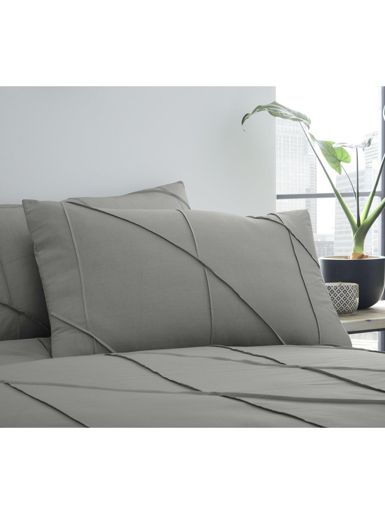 Image 2 of 2 of Serene Dart Duvet Cover Set - Grey