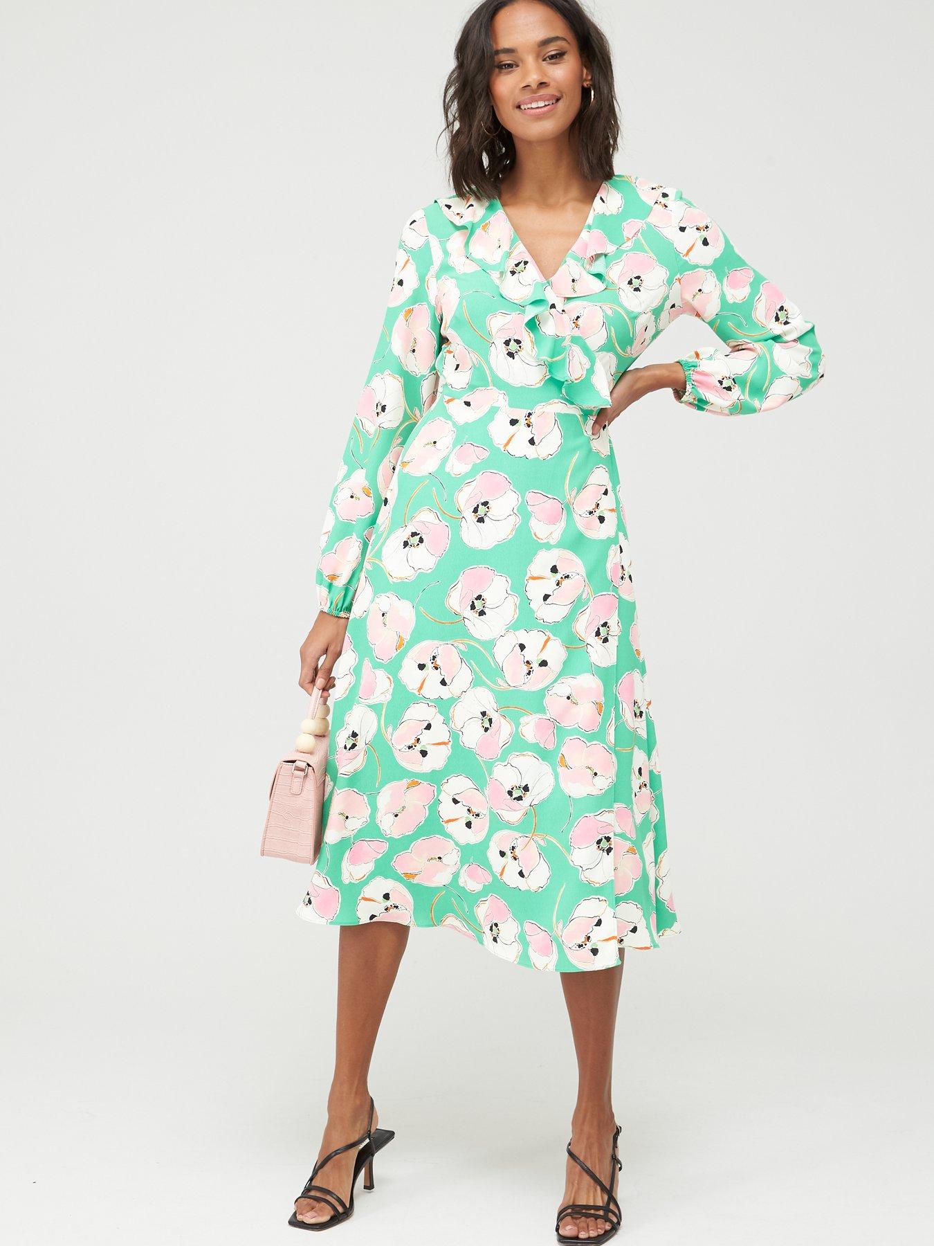green dress wallis