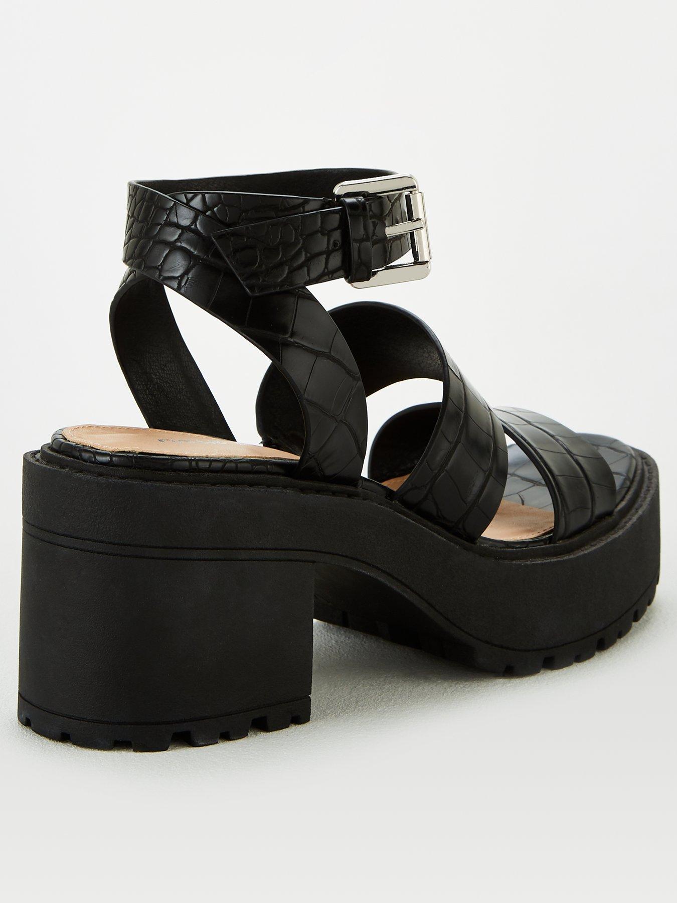 buffalo sandals wedge