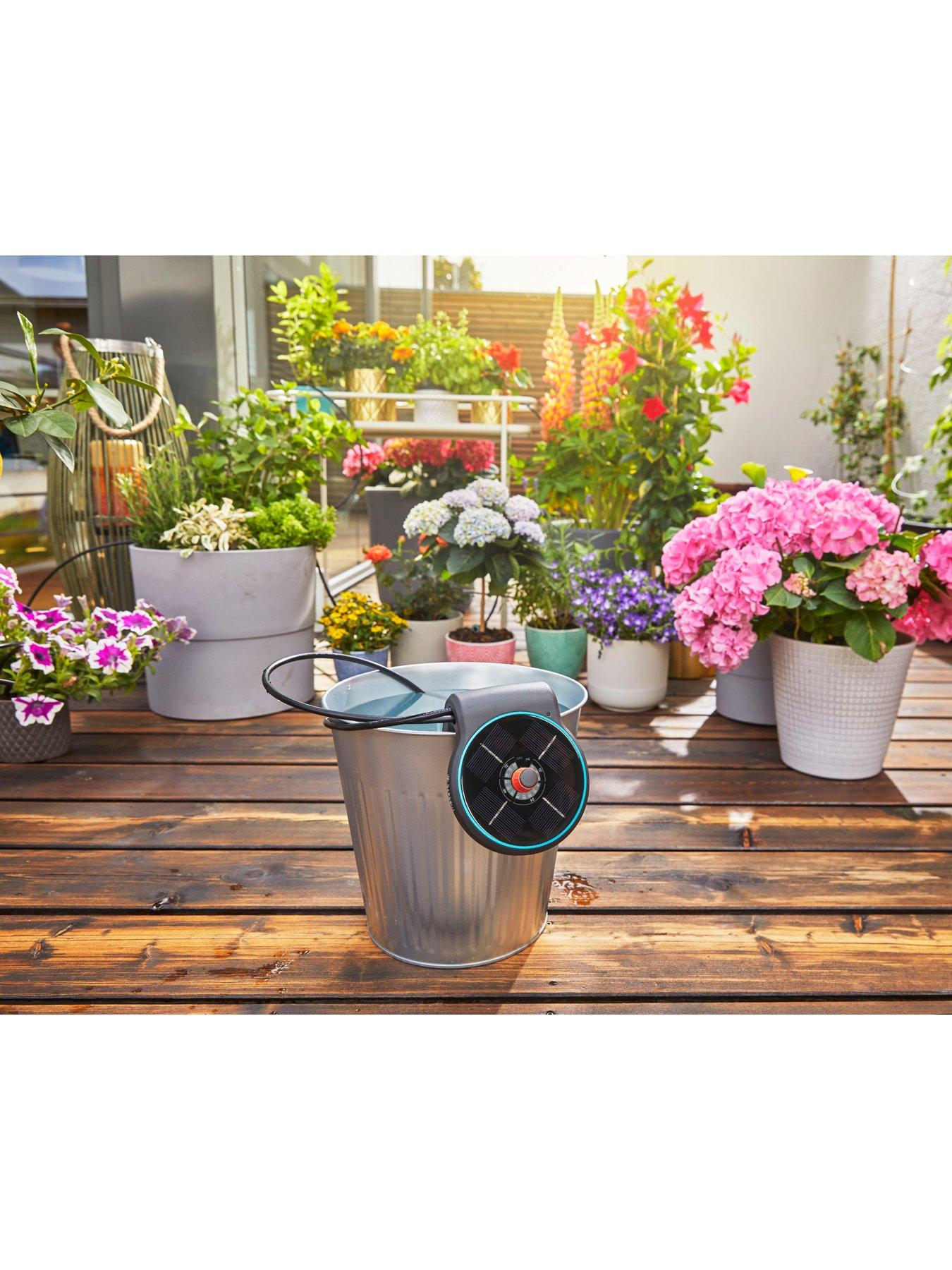 Image 2 of 5 of Gardena Solar-powered Irrigation aquaBloom Set