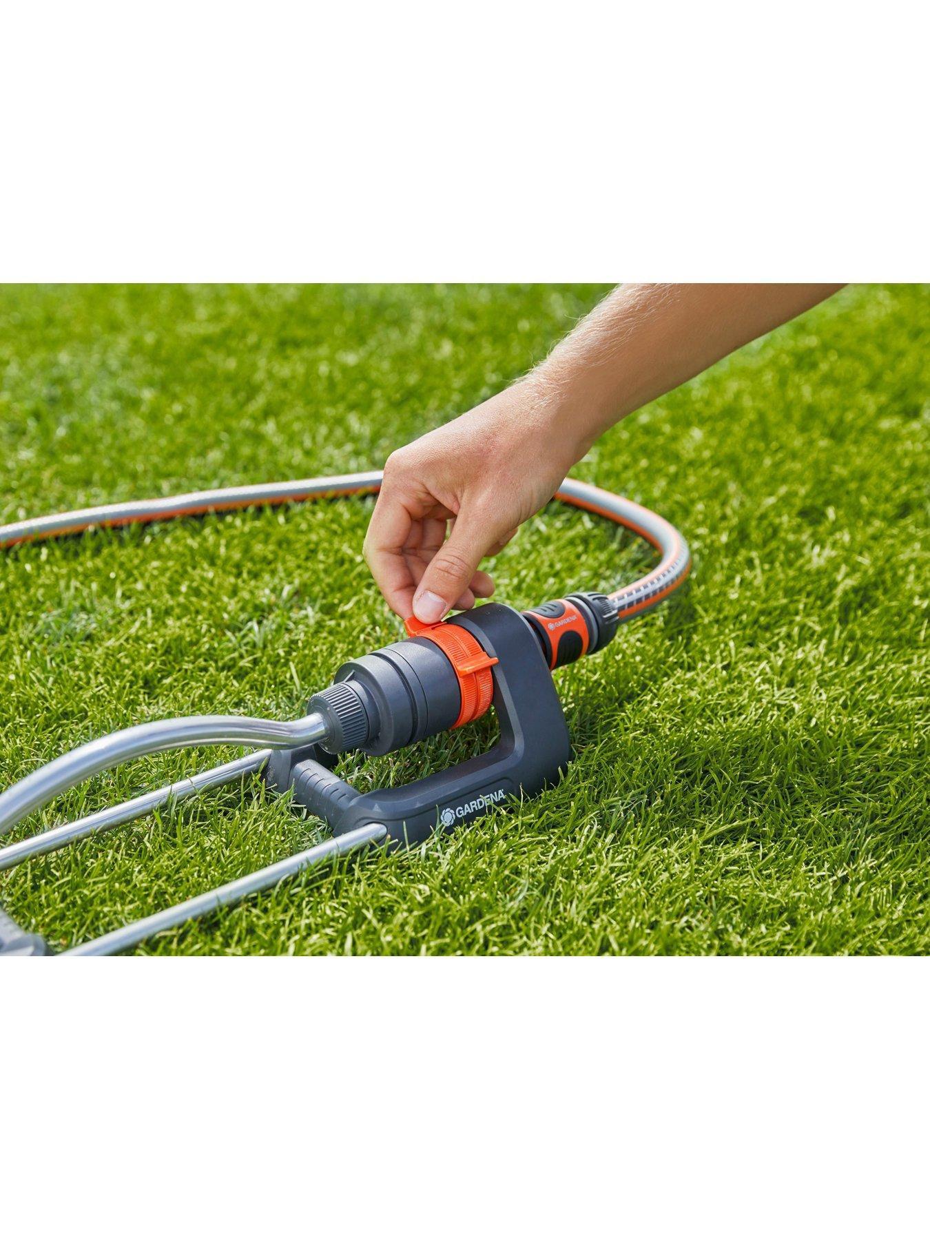 Image 4 of 4 of Gardena Oscillating Sprinkler Aqua S