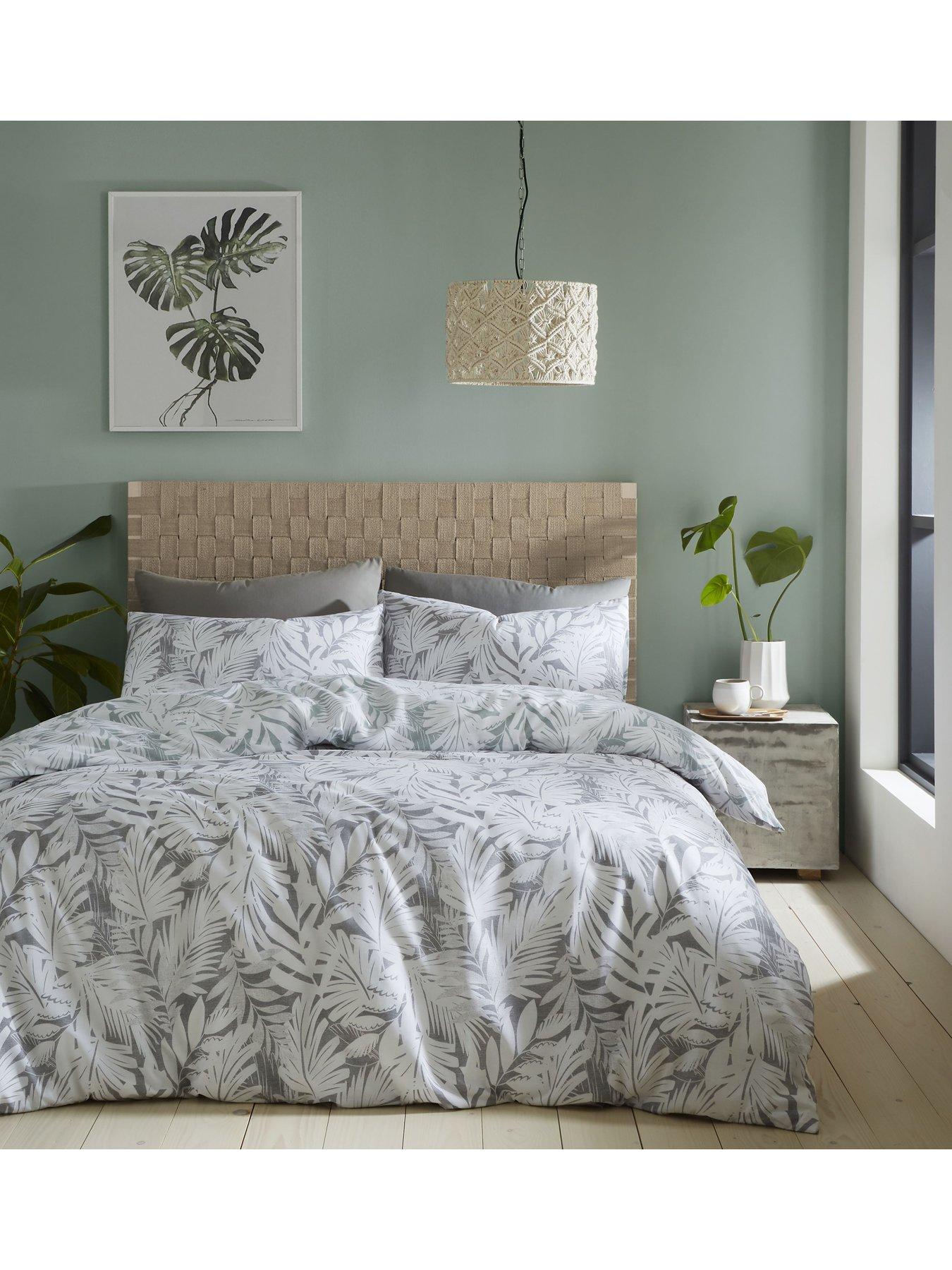 Catherine Lansfield Montego Leaf Duvet Cover Set review