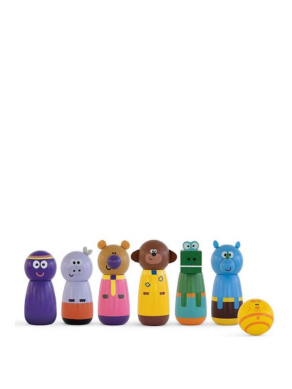 Image 2 of 4 of Hey Duggee Wooden Character Skittles