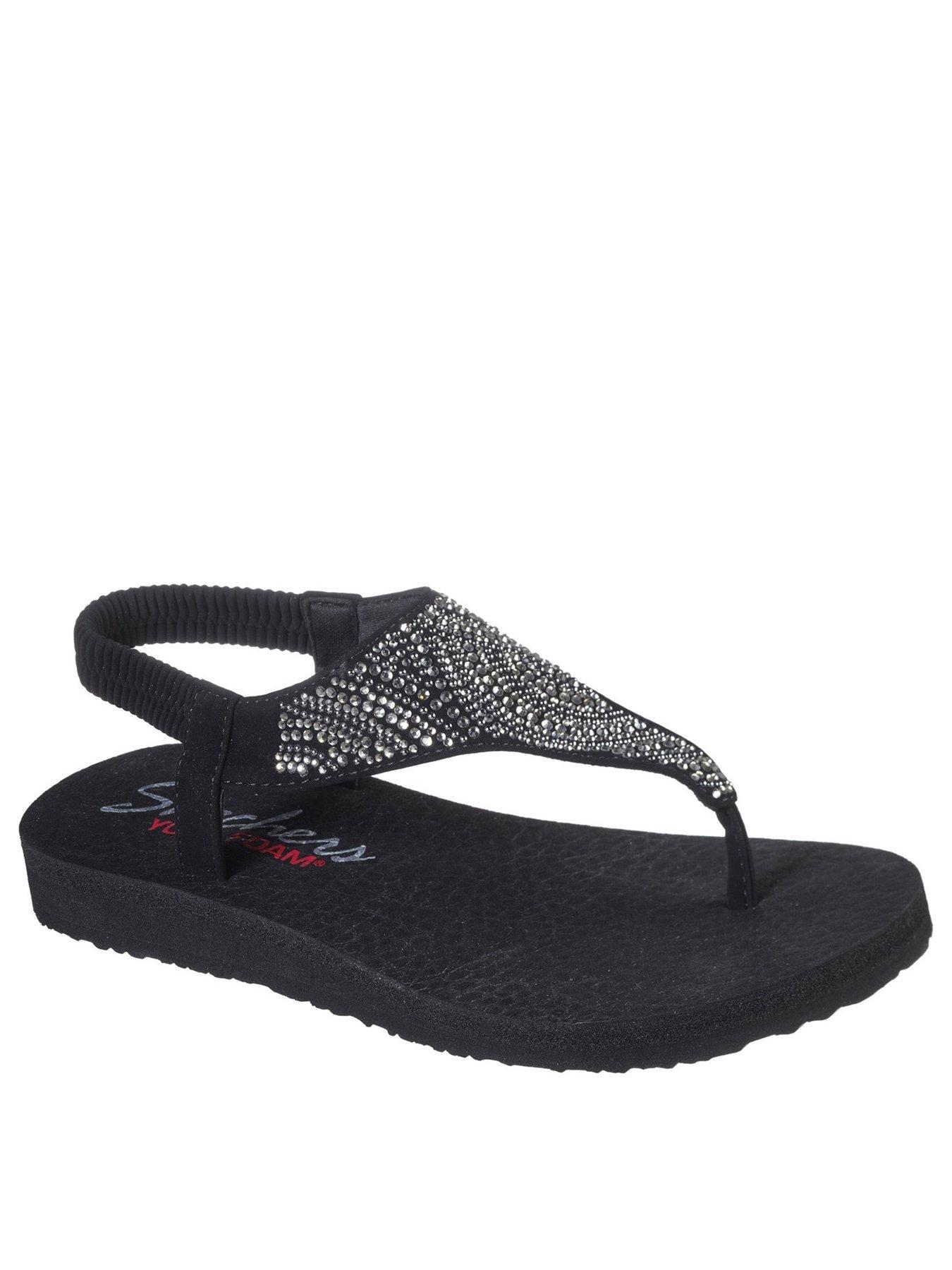 skechers yoga foam flip flops uk