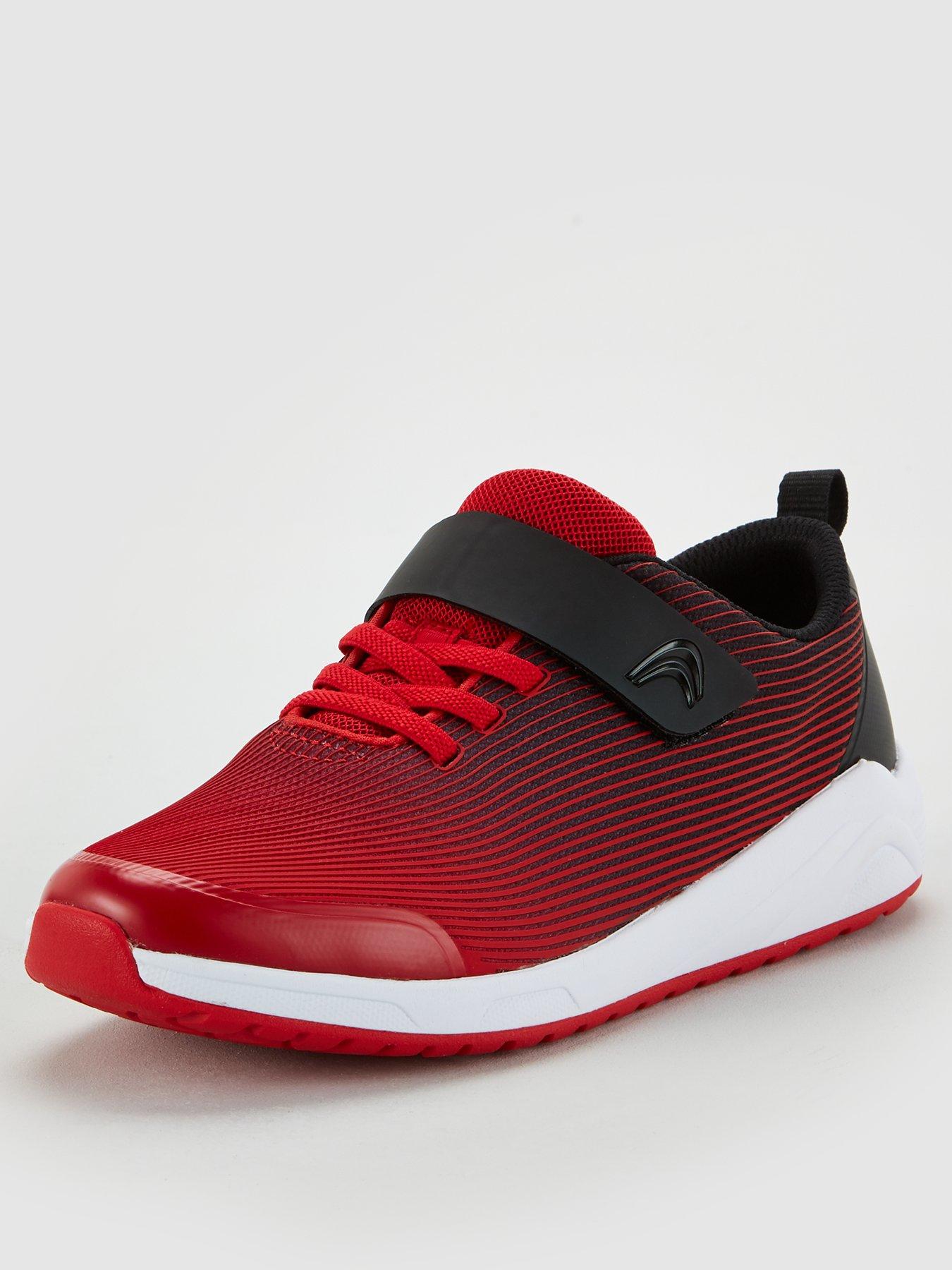 clarks childrens trainers