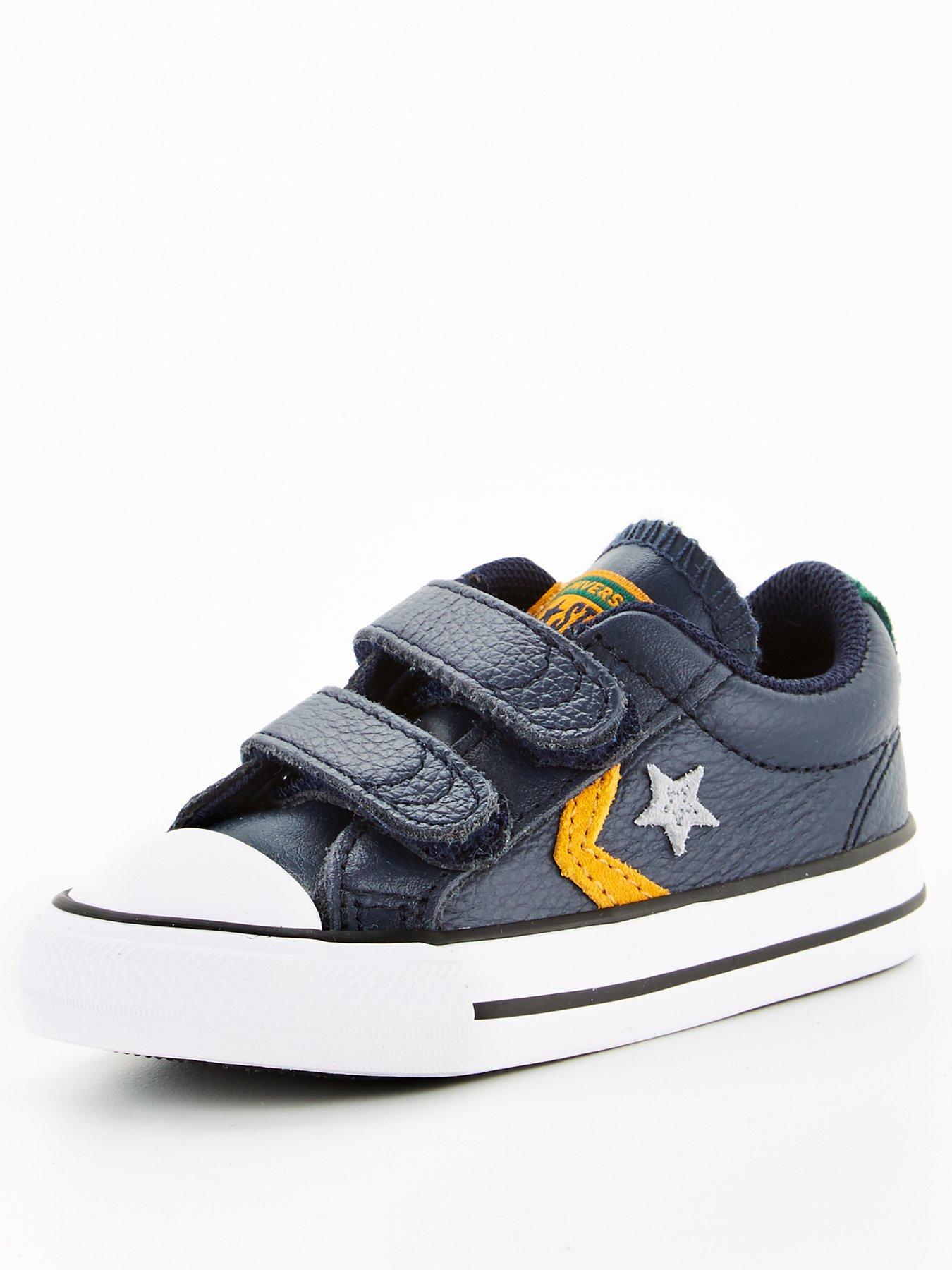 converse star player infant trainers